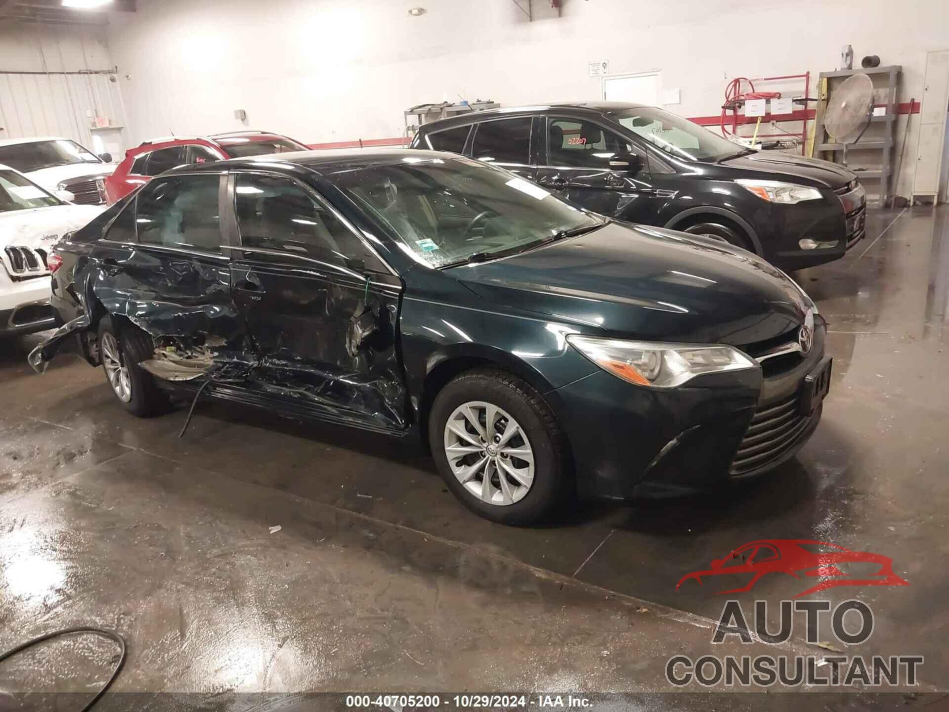 TOYOTA CAMRY 2016 - 4T4BF1FK2GR544817