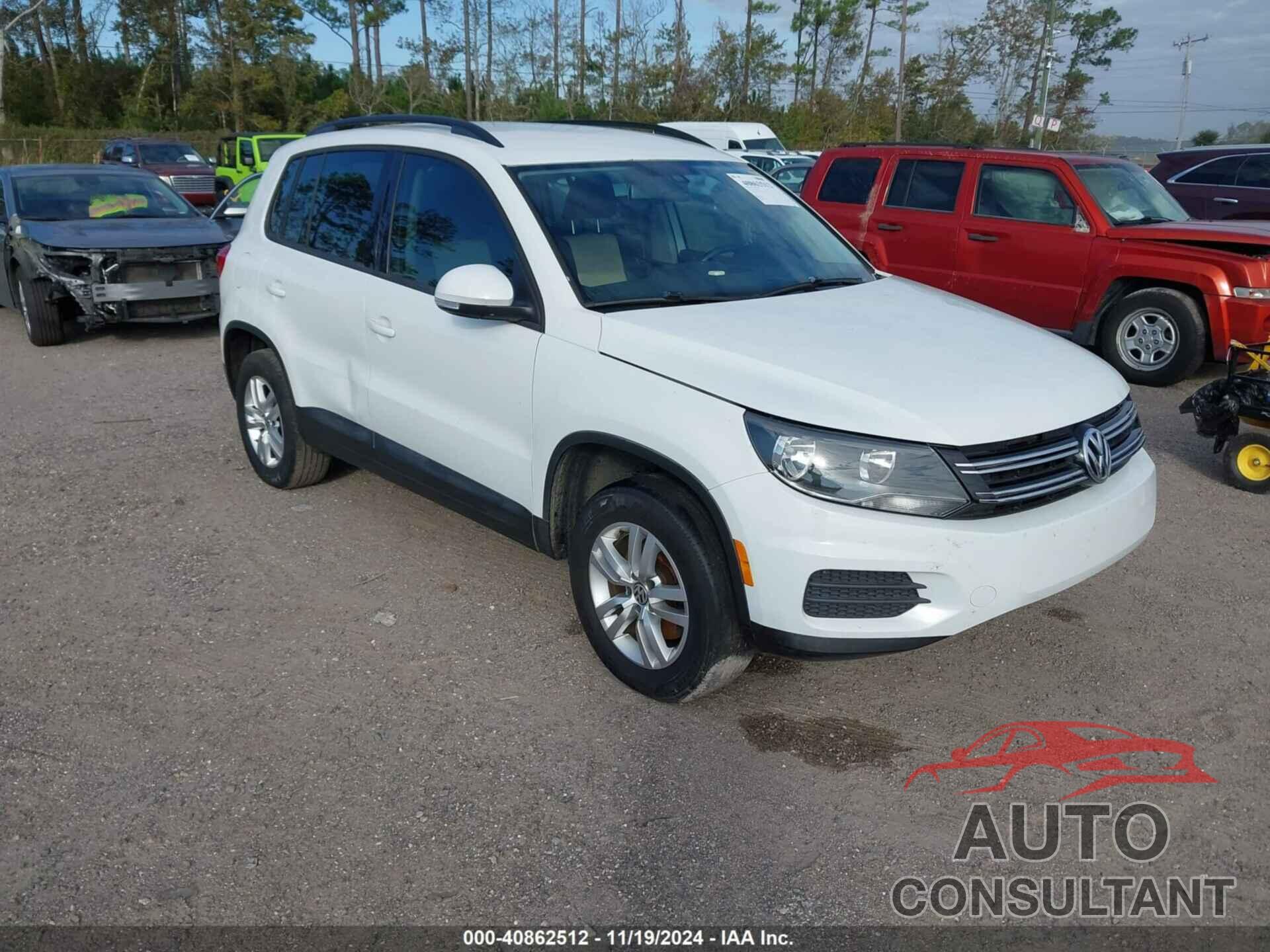 VOLKSWAGEN TIGUAN 2016 - WVGAV7AX6GW582814