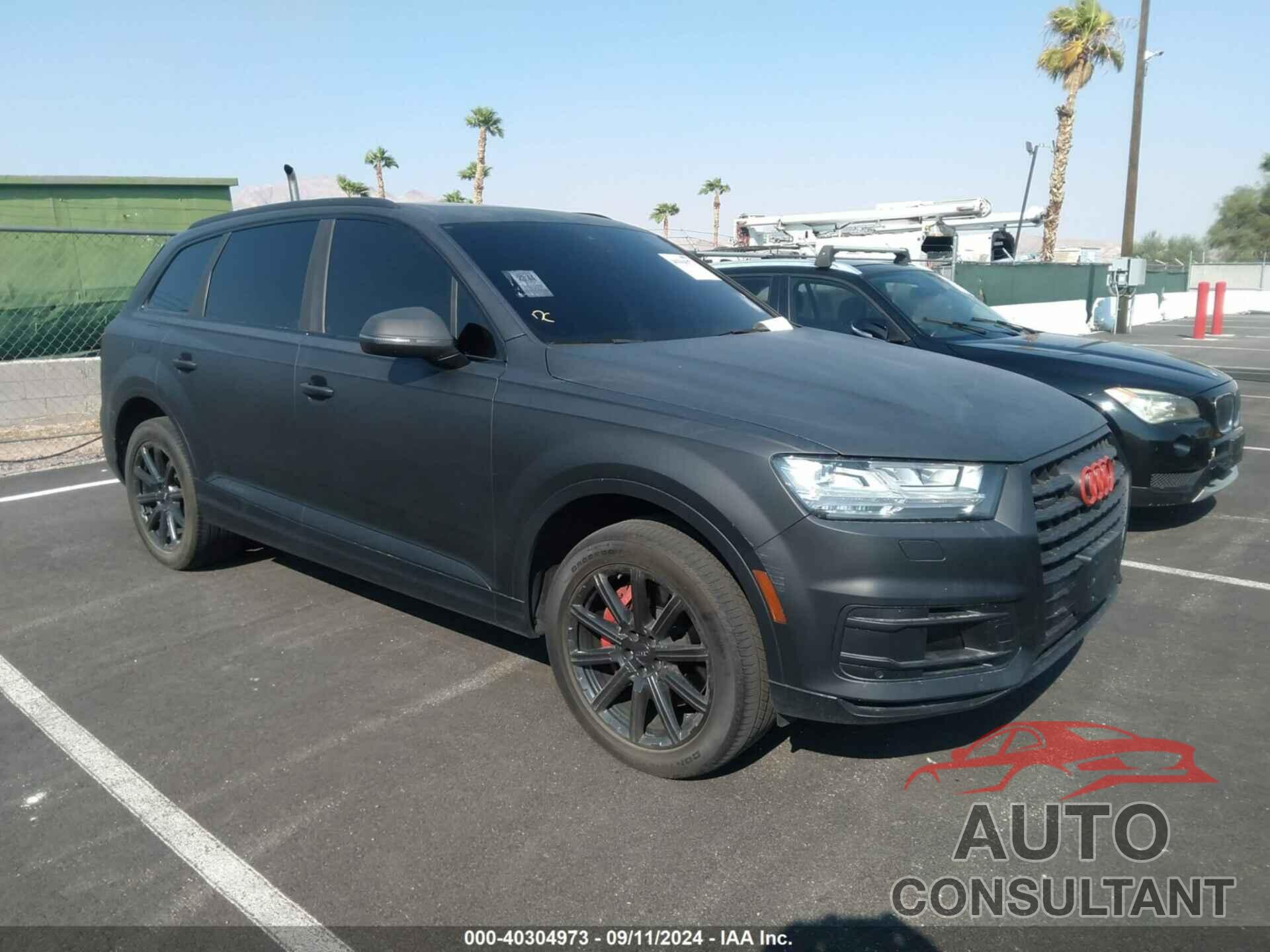 AUDI Q7 2017 - WA1LAAF73HD047817