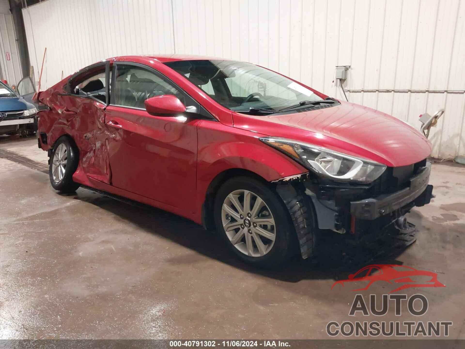 HYUNDAI ELANTRA 2015 - KMHDH4AE5FU358669