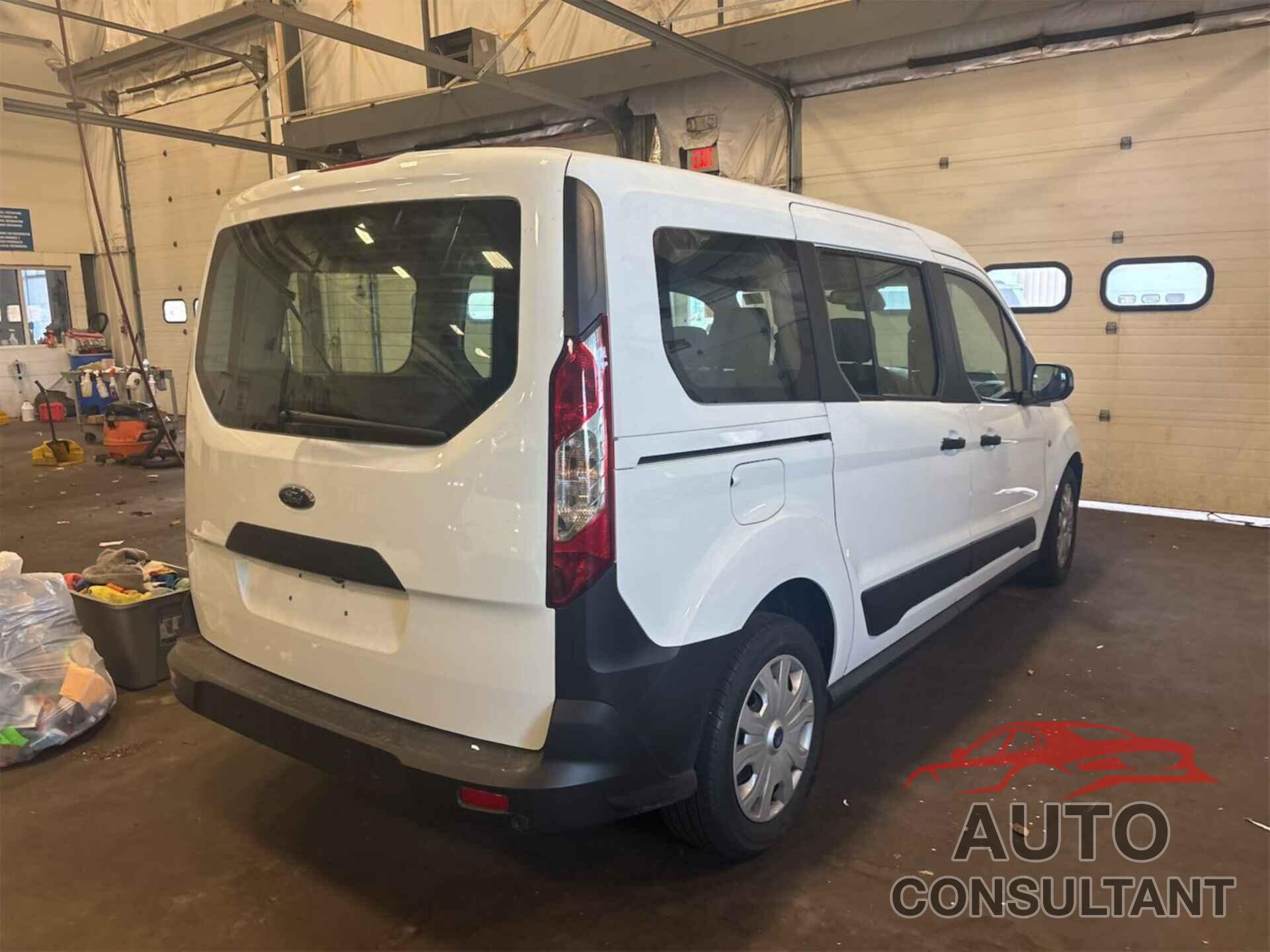 FORD TRANSIT CONNECT 2022 - NM0GE9E24N1526581