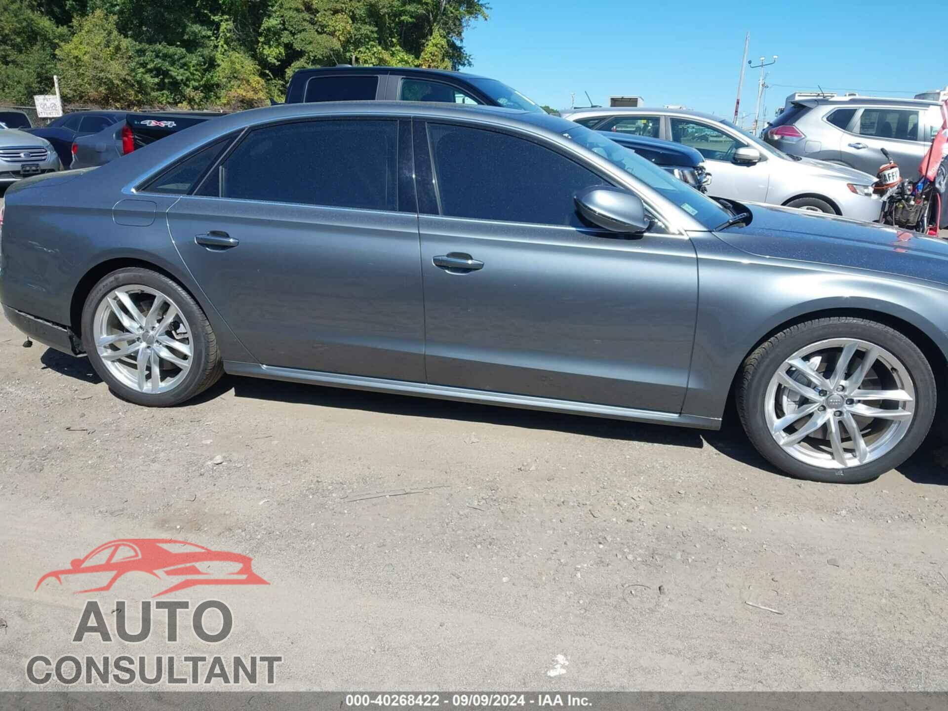 AUDI A8 L 2017 - WAU43AFD8HN006830
