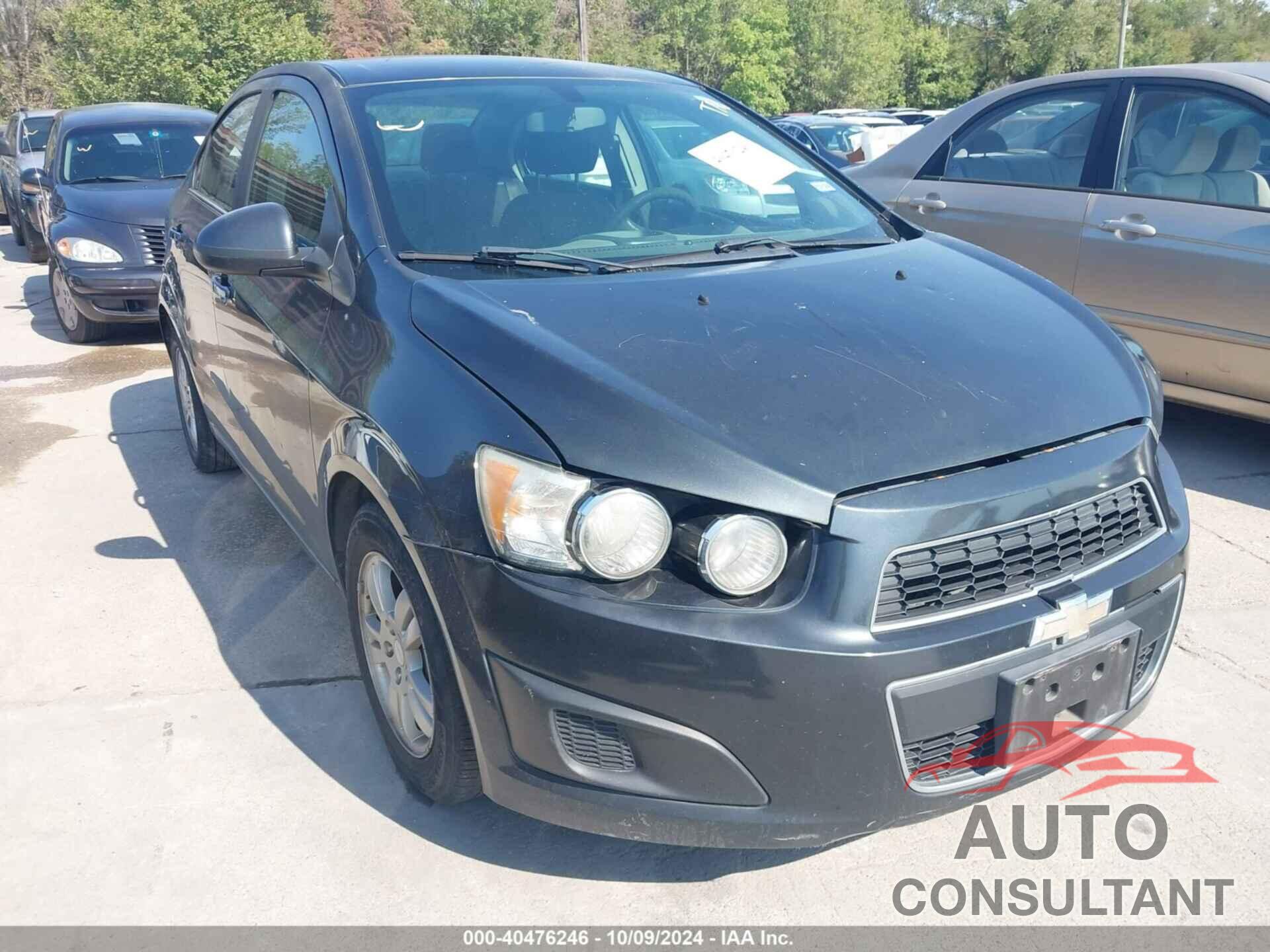 CHEVROLET SONIC 2015 - 1G1JC5SHXF4211941