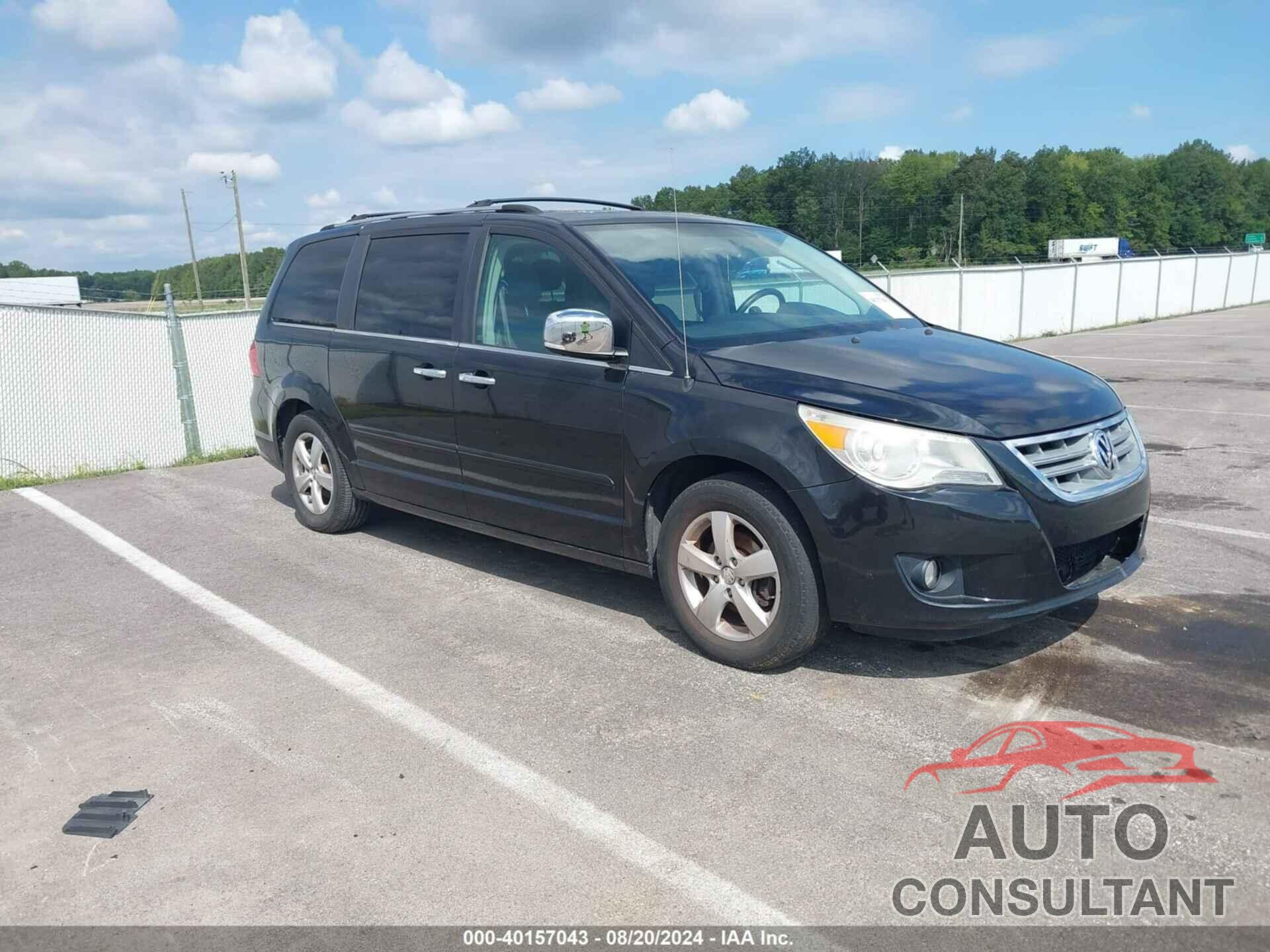 VOLKSWAGEN ROUTAN 2010 - 2V4RW6DX4AR295682