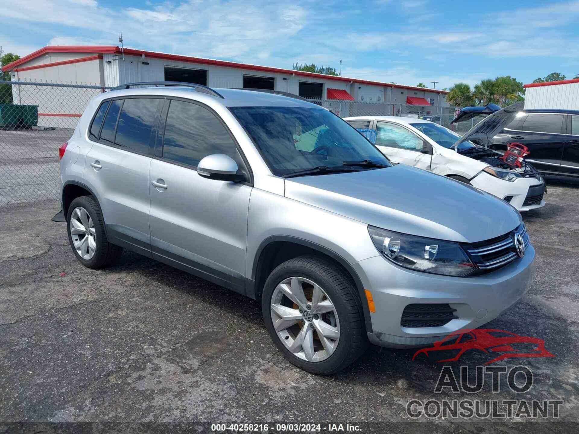 VOLKSWAGEN TIGUAN 2016 - WVGAV7AX5GW516710