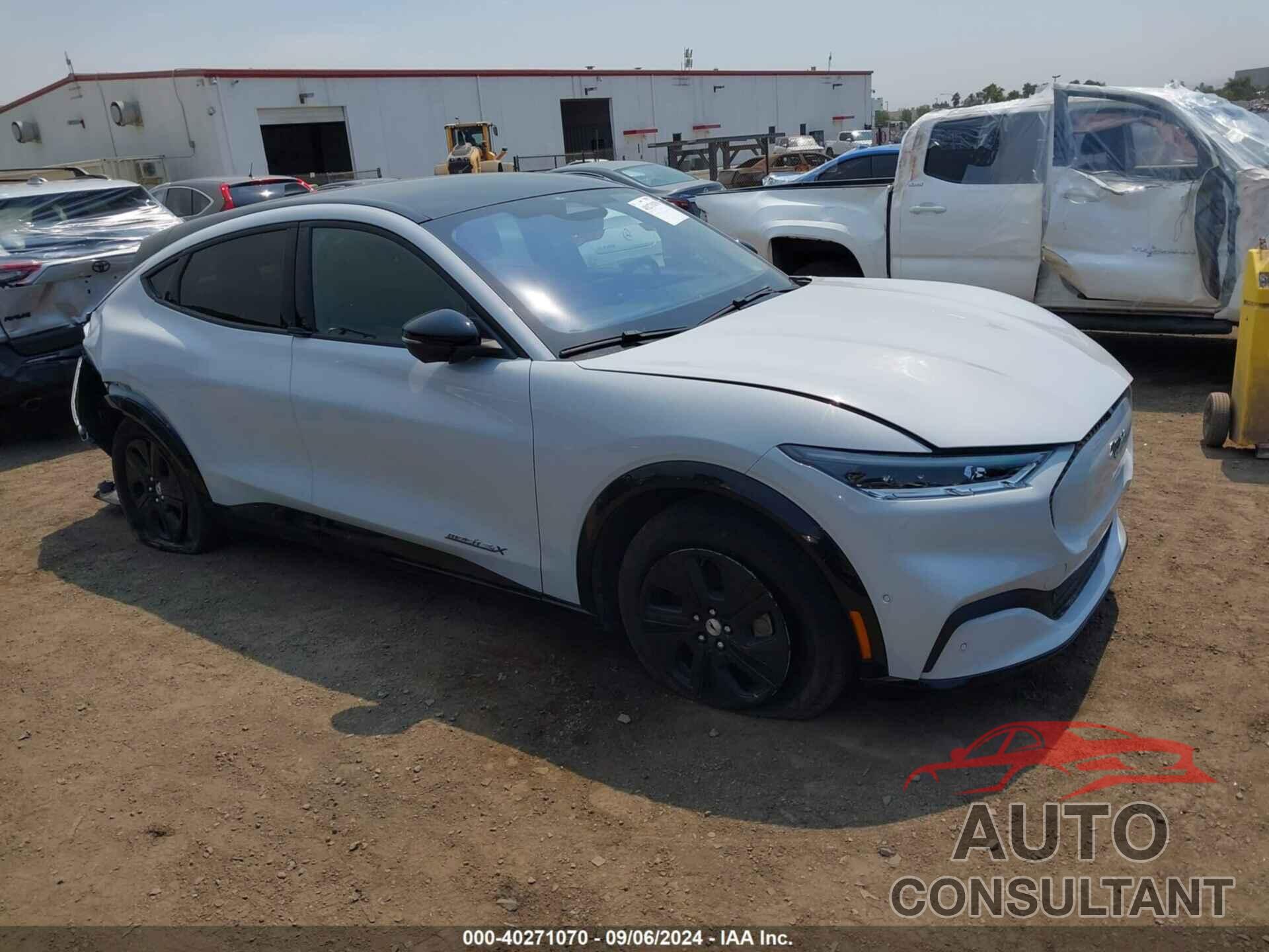 FORD MUSTANG MACH-E 2023 - 3FMTK2SU0PMA98324