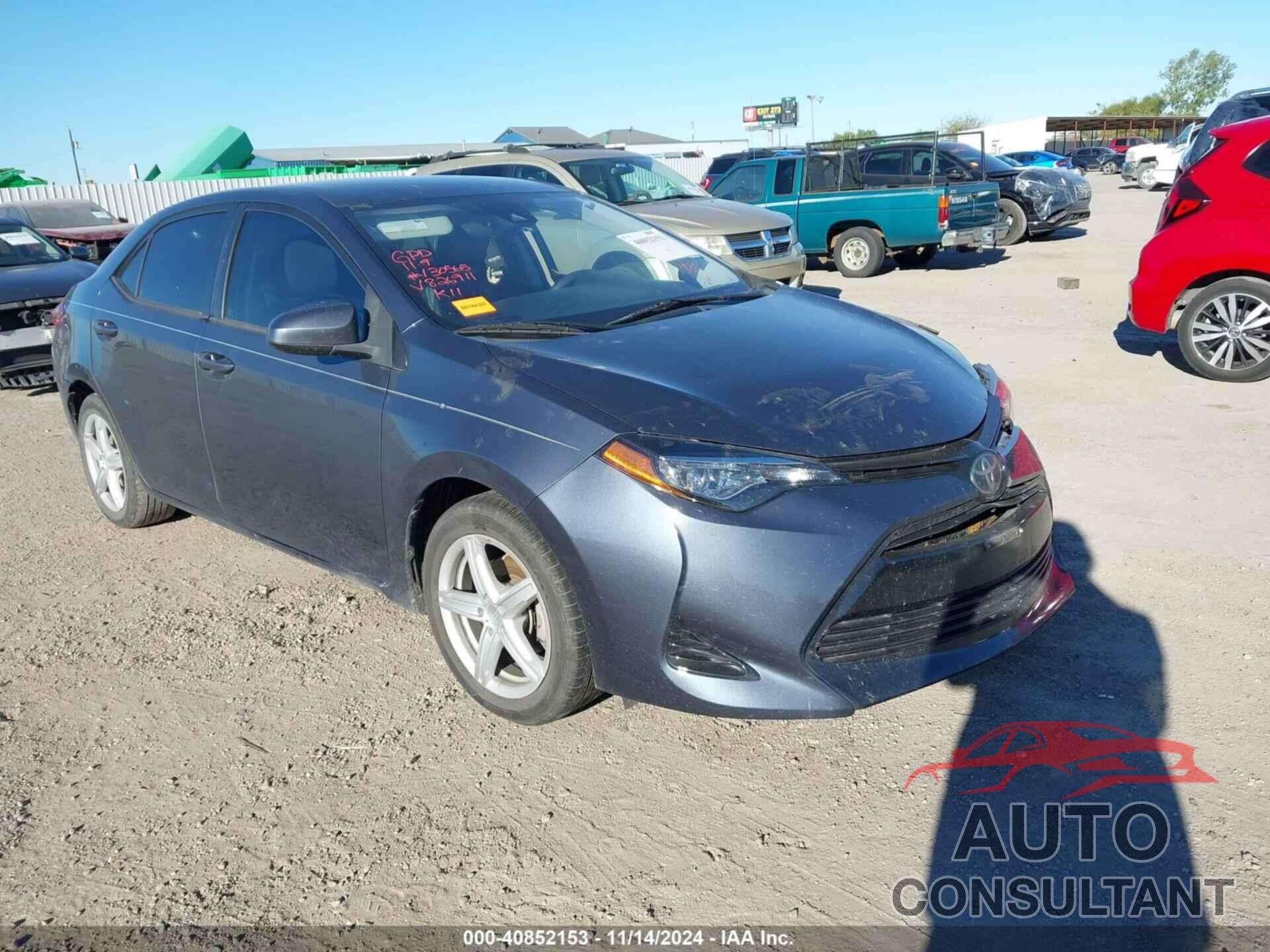 TOYOTA COROLLA 2018 - 5YFBURHE4JP826911