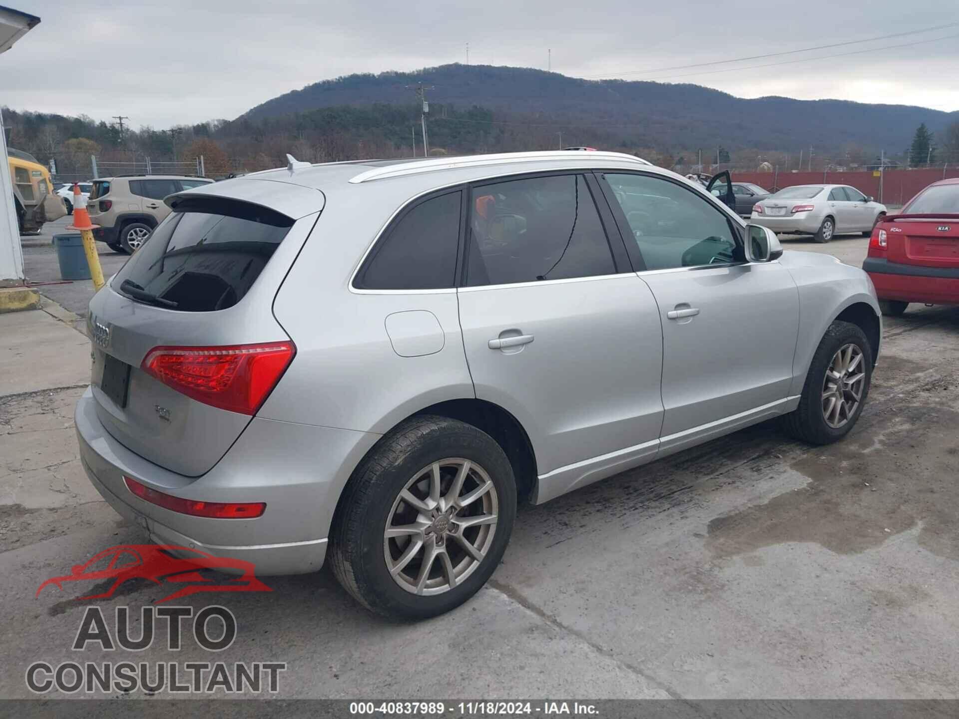 AUDI Q5 2011 - WA1LFAFP0BA019418
