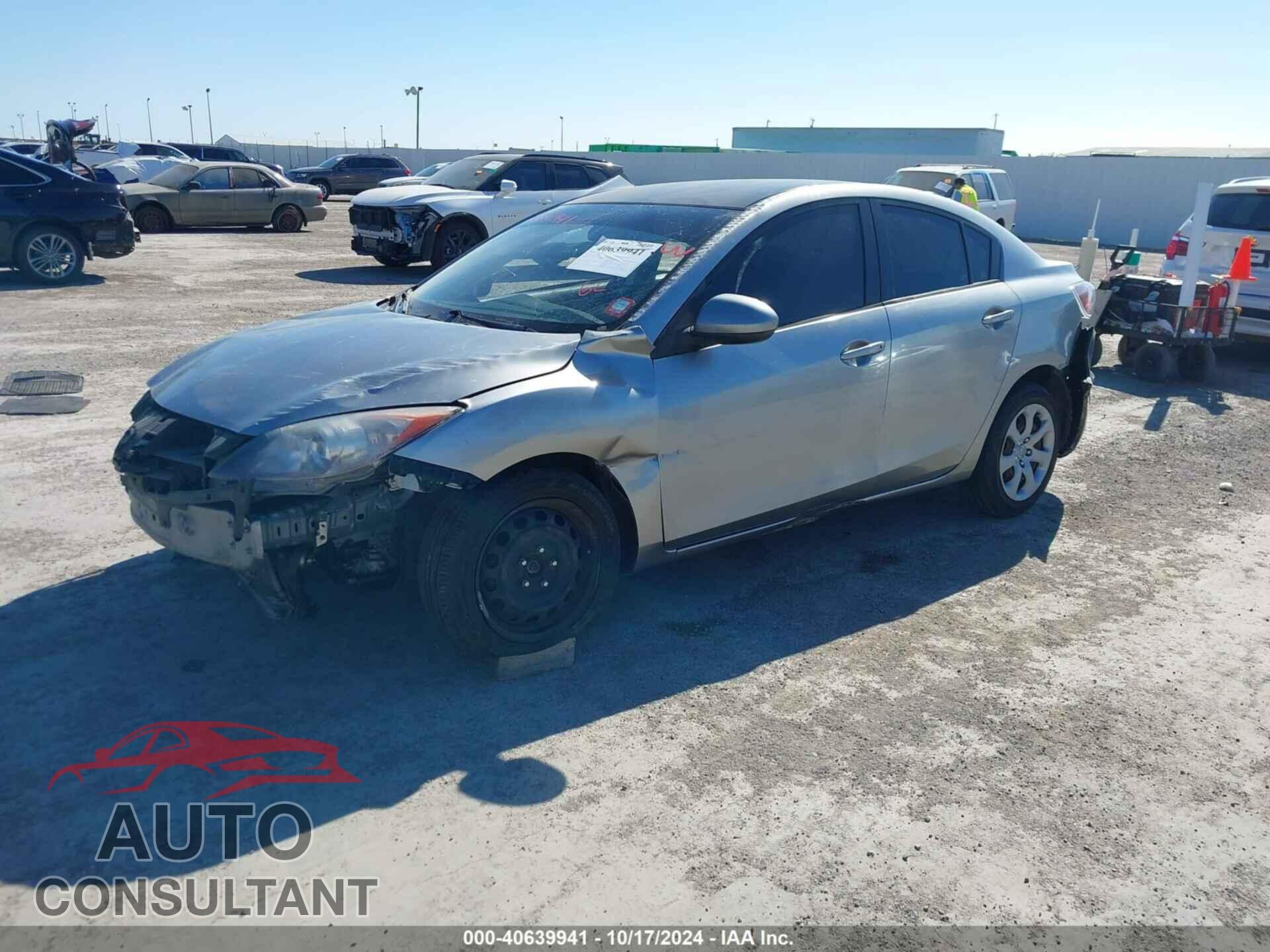 MAZDA MAZDA3 2012 - JM1BL1UGXC1643595