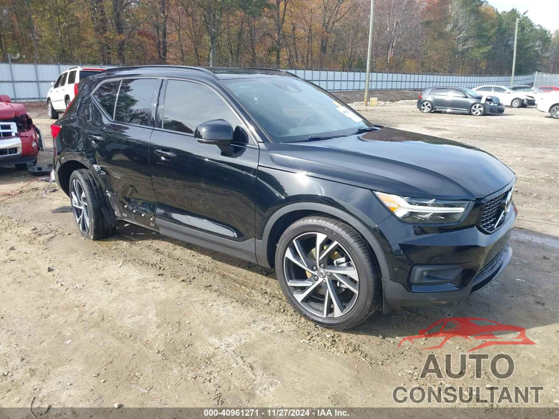 VOLVO XC40 2019 - YV4162UM7K2140627