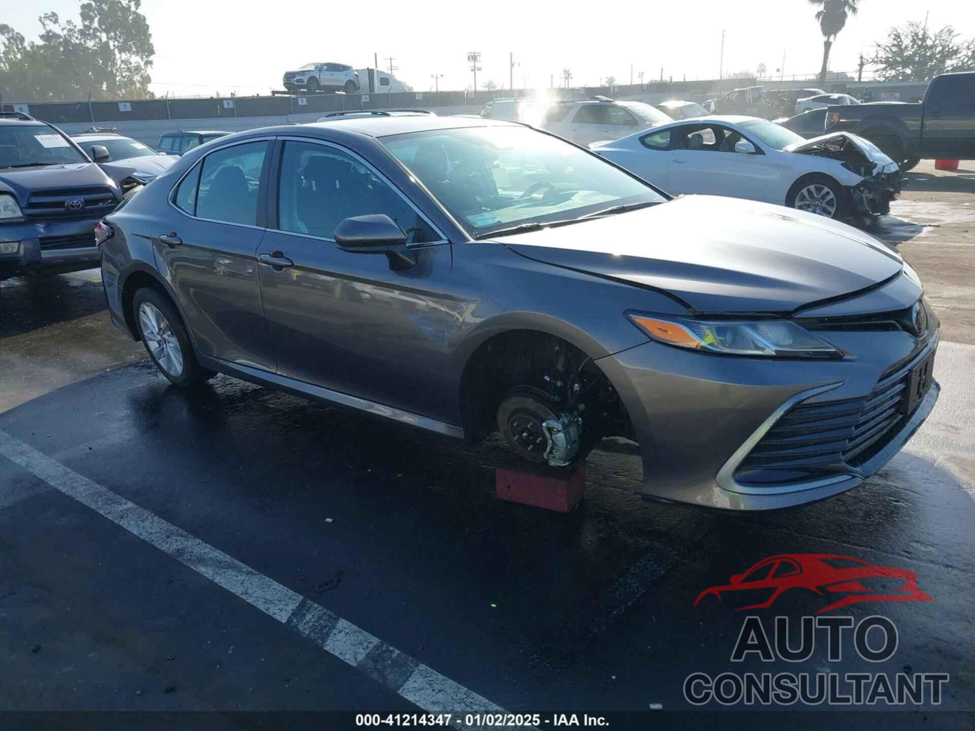 TOYOTA CAMRY 2024 - 4T1C11AK2RU859401