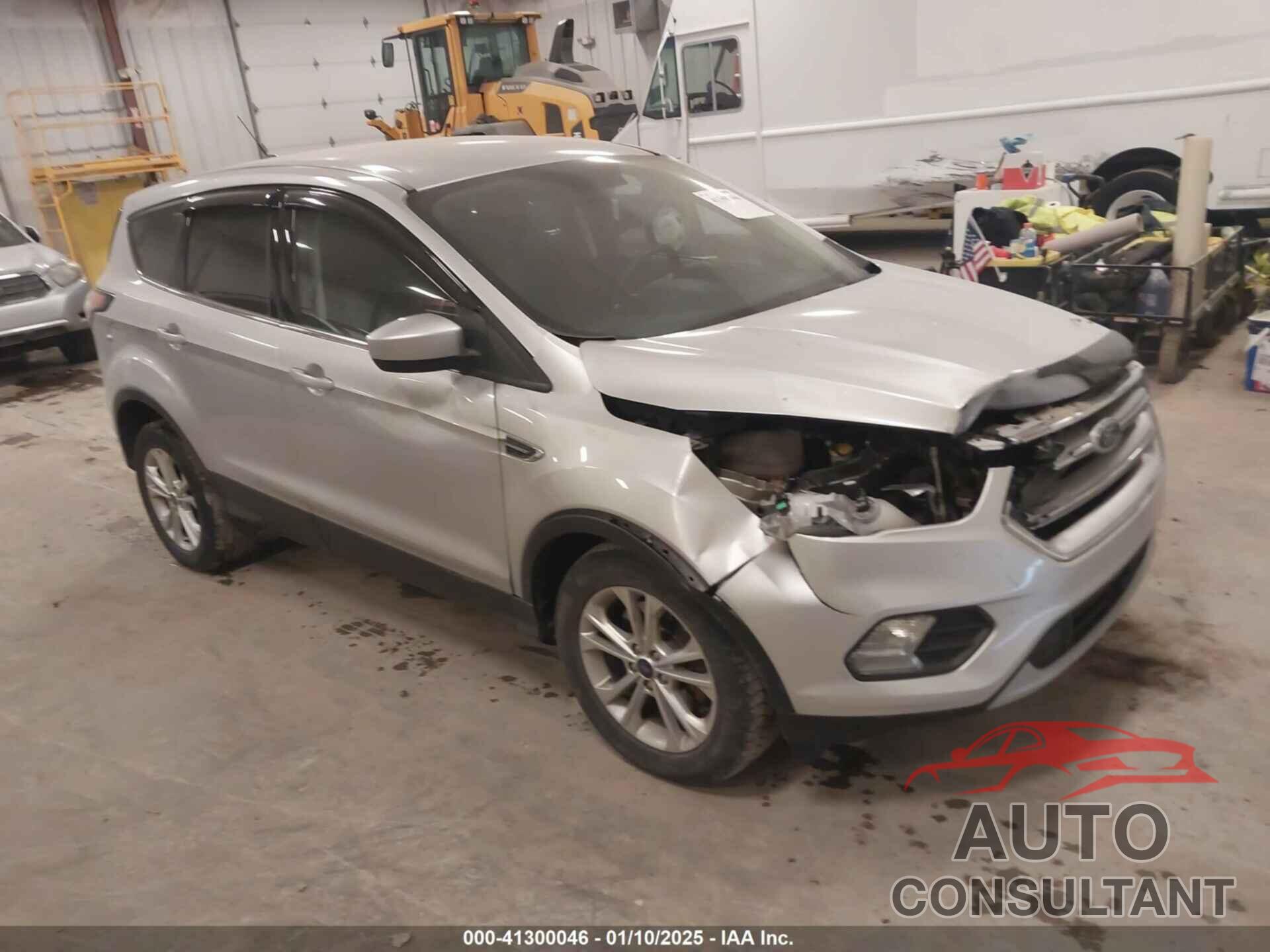 FORD ESCAPE 2017 - 1FMCU9GD9HUB10480