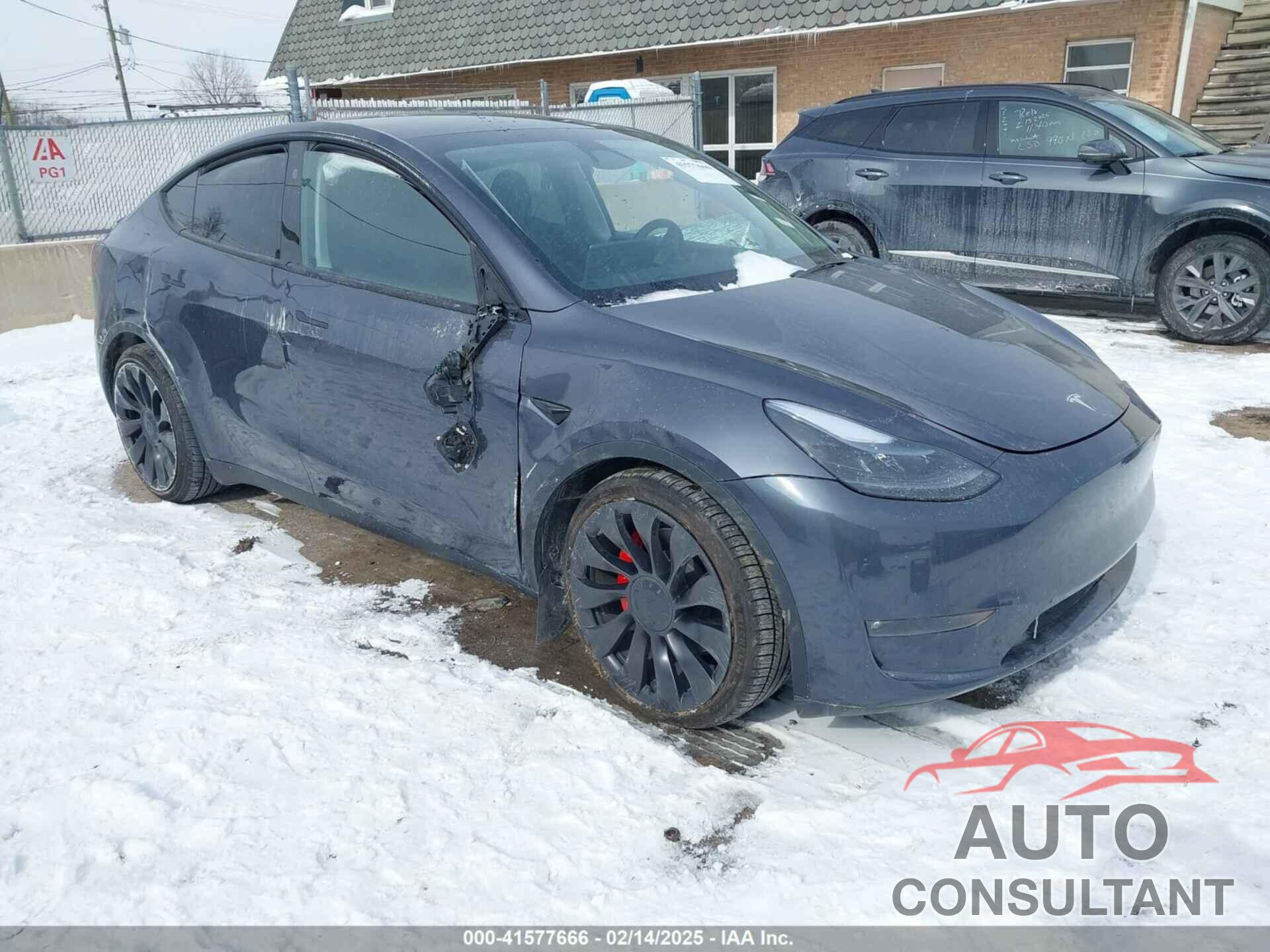 TESLA MODEL Y 2023 - 7SAYGDEF0PF898181