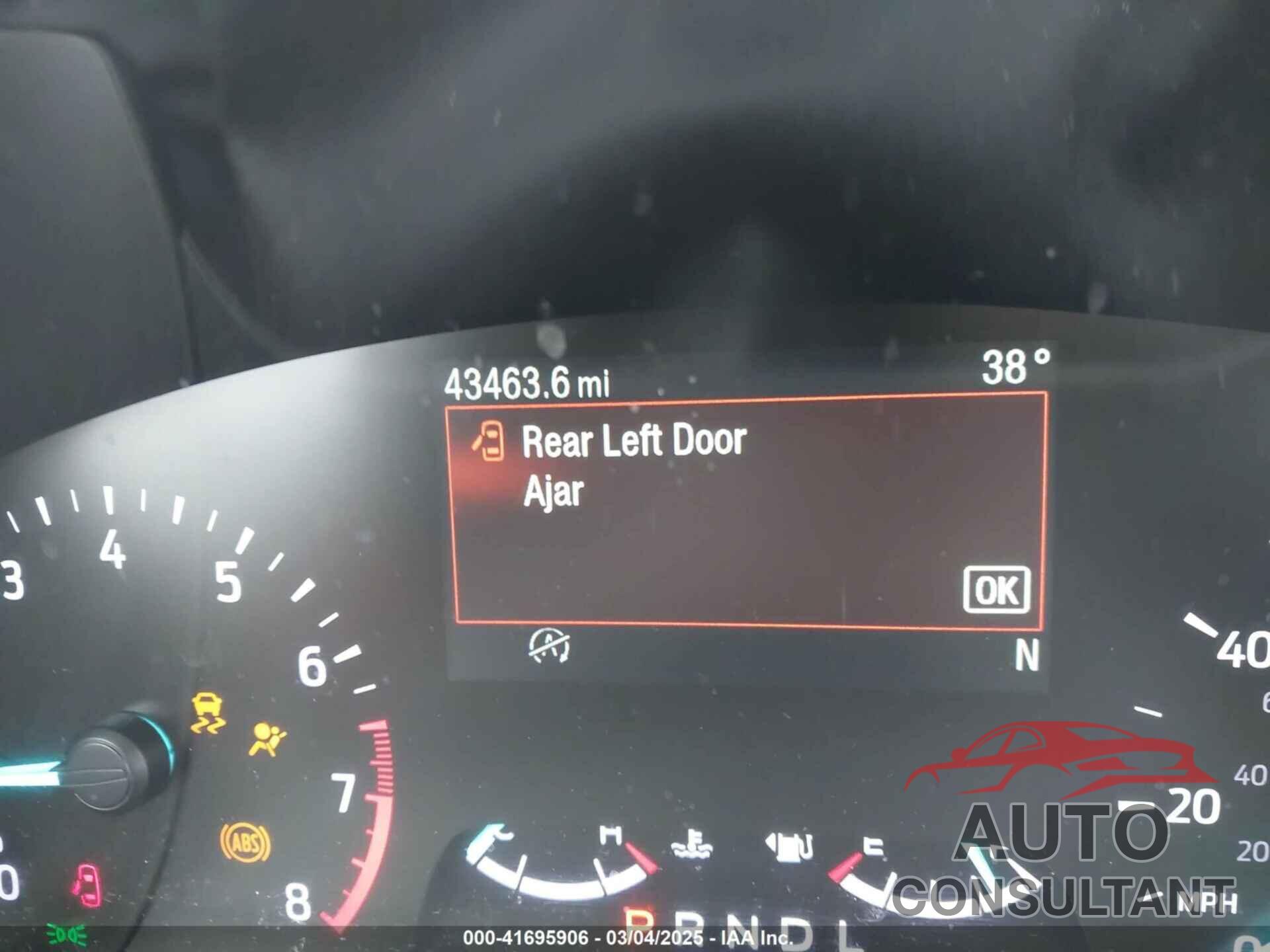 FORD ESCAPE 2021 - 1FMCU9G68MUA06185