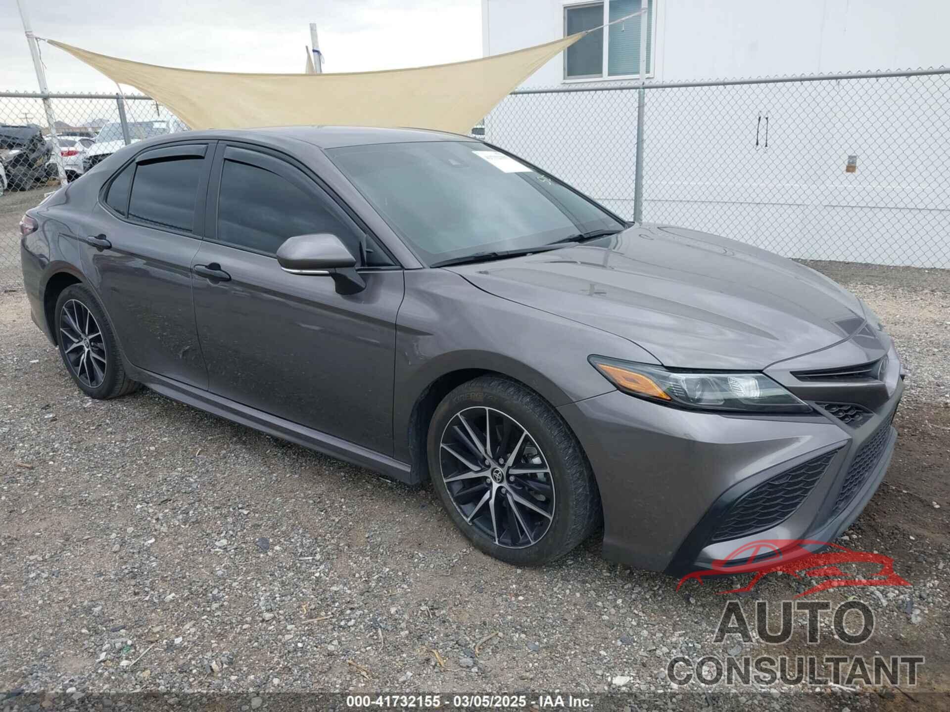 TOYOTA CAMRY 2024 - 4T1G11AK8RU852101