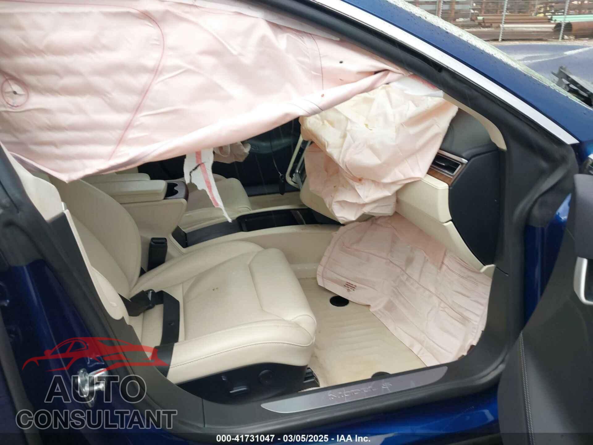 TESLA MODEL S 2017 - 5YJSA1E27HF220982