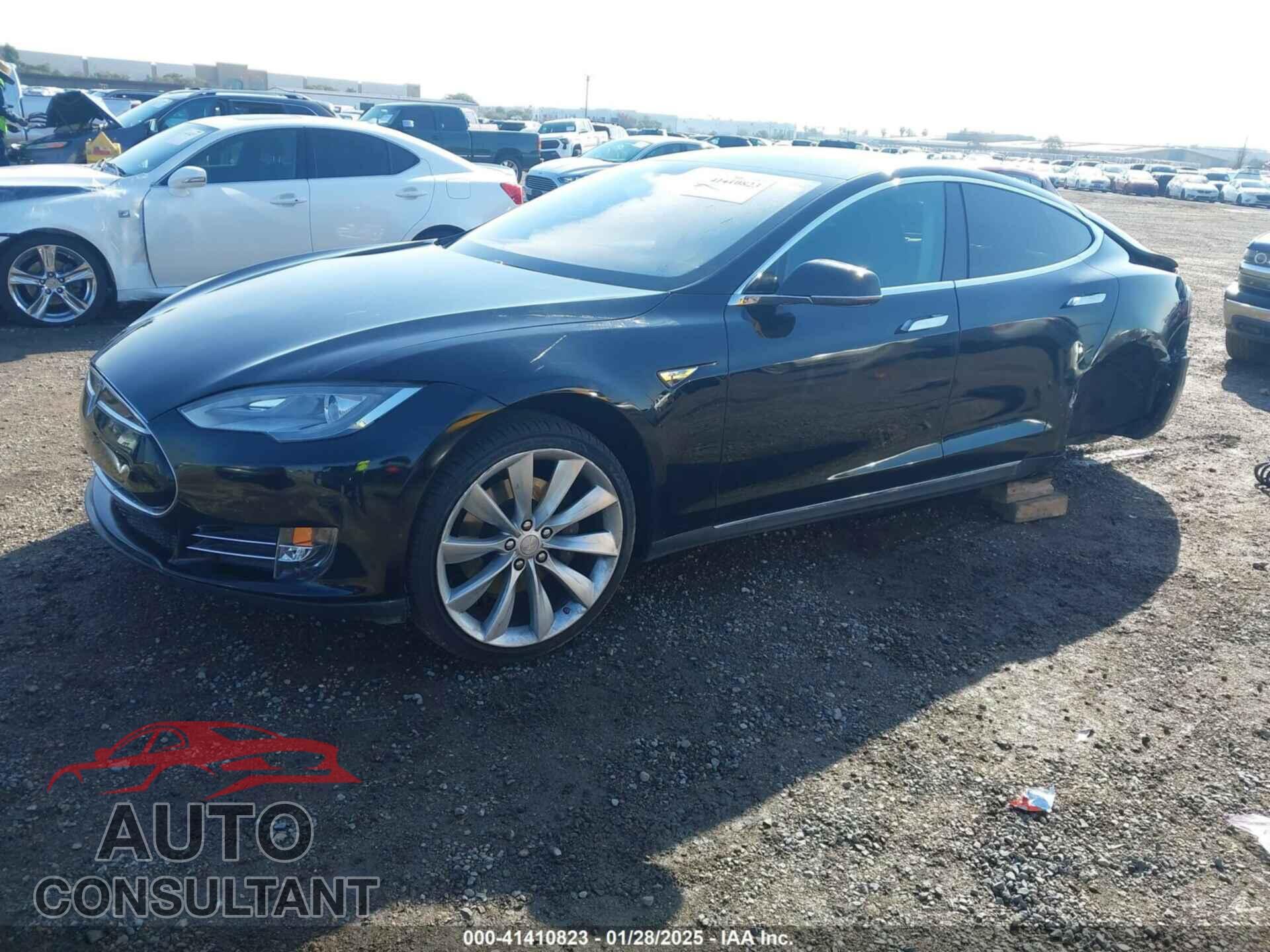 TESLA MODEL S 2013 - 5YJSA1AC9DFP10929