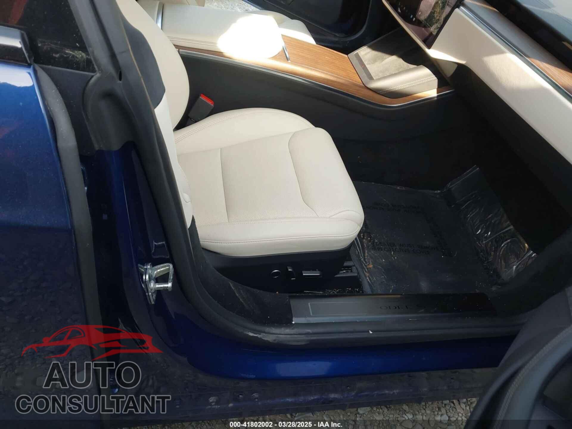 TESLA MODEL S 2021 - 5YJSA1E56MF440005