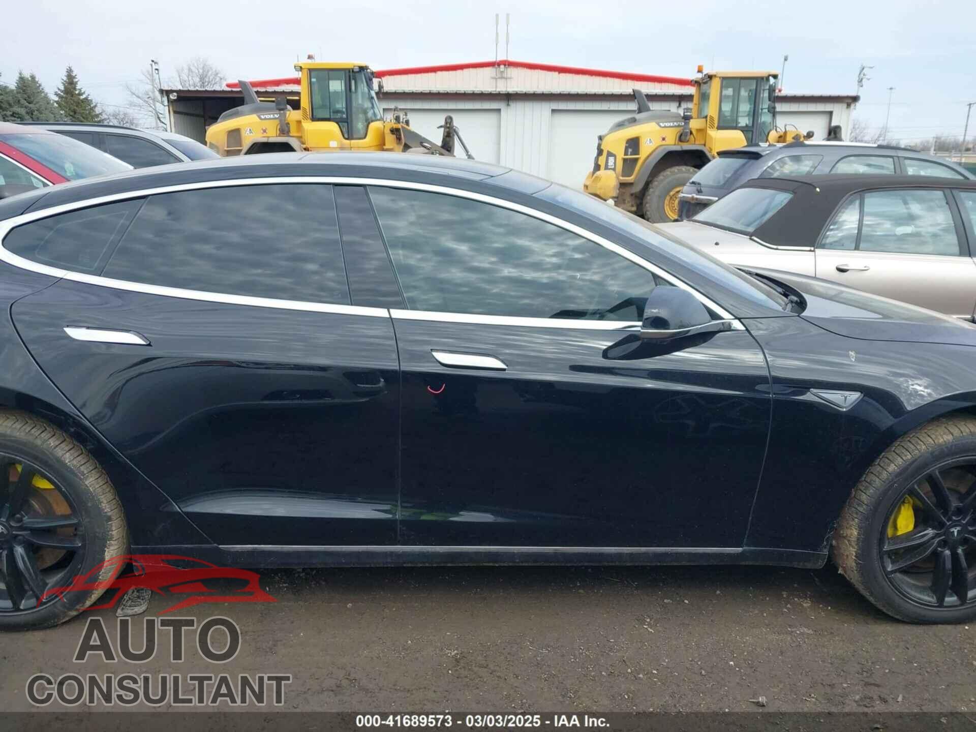 TESLA MODEL S 2013 - 5YJSA1CN9DFP04322