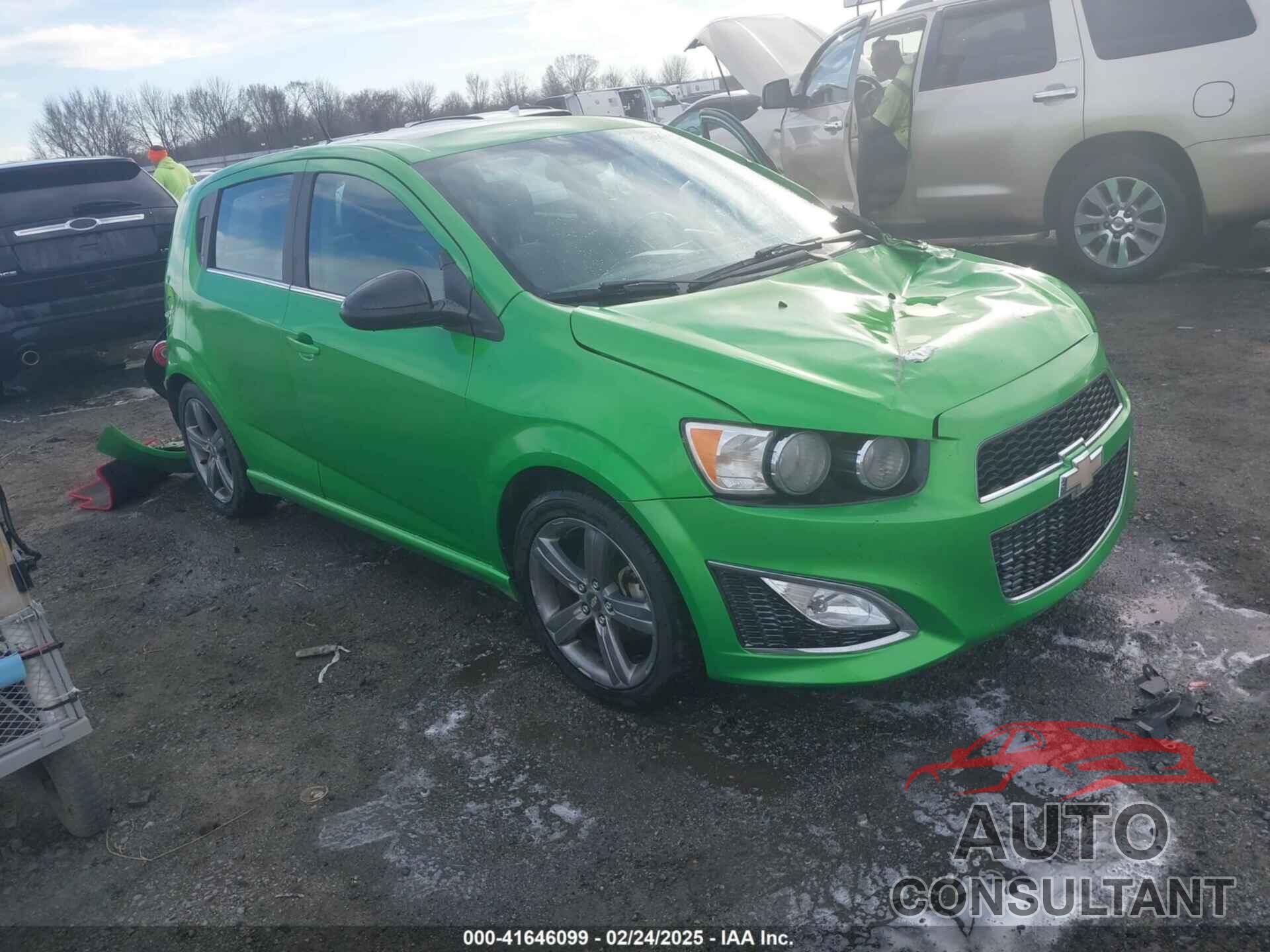 CHEVROLET SONIC 2014 - 1G1JH6SB7E4213776