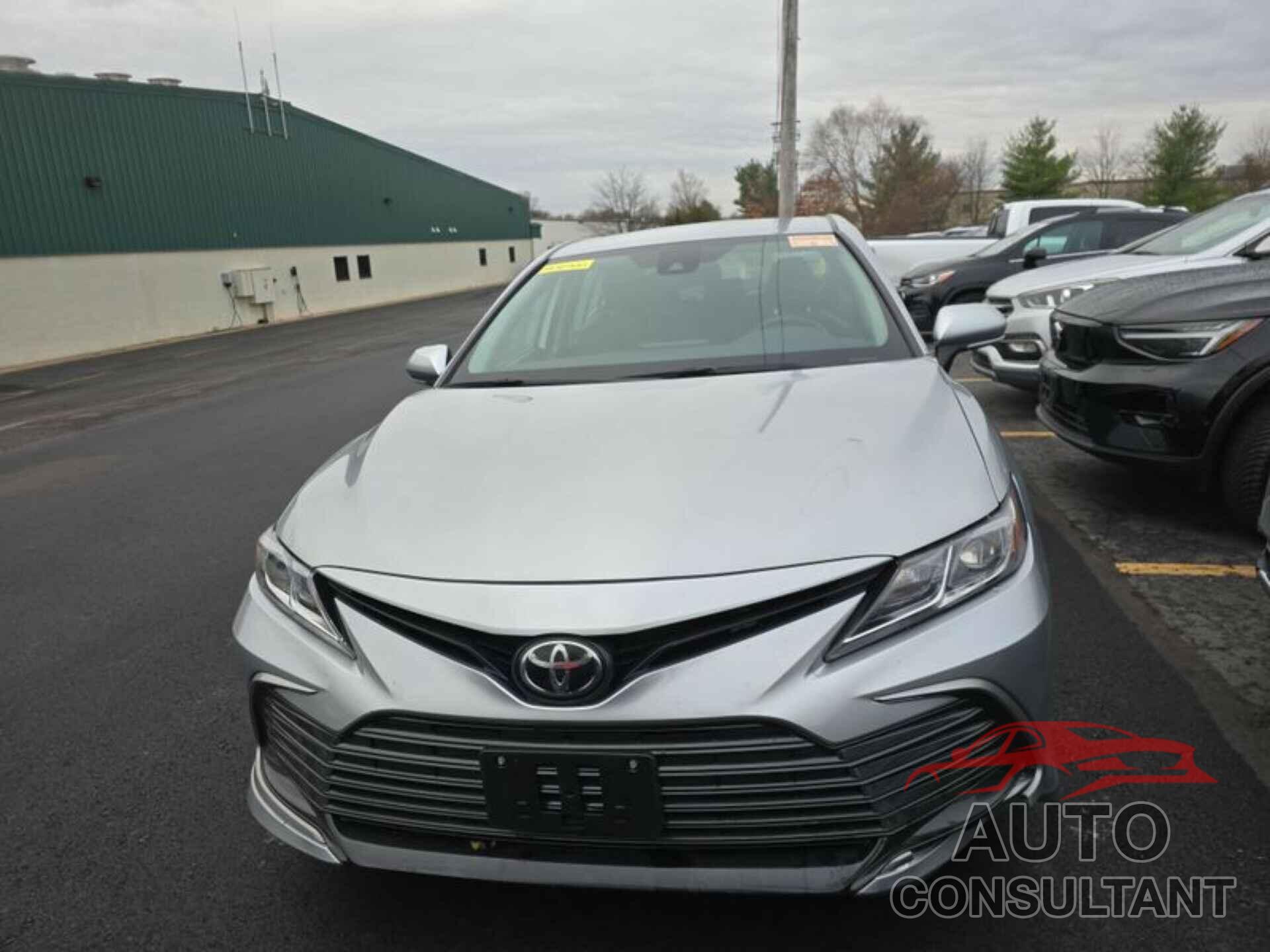 TOYOTA CAMRY 2021 - 4T1R11BKXMU036216