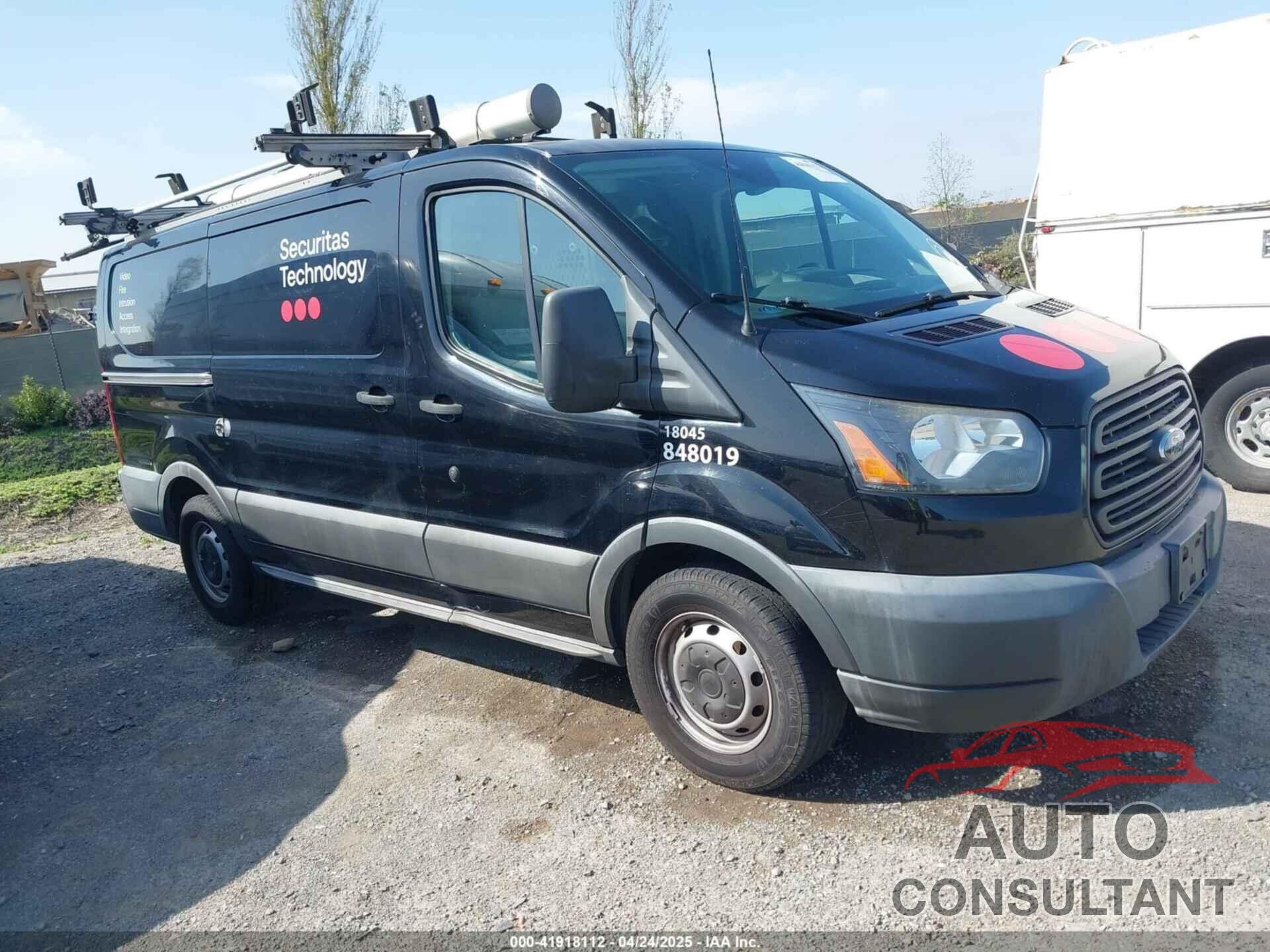 FORD TRANSIT-150 2018 - 1FTYE1YM3JKA11596