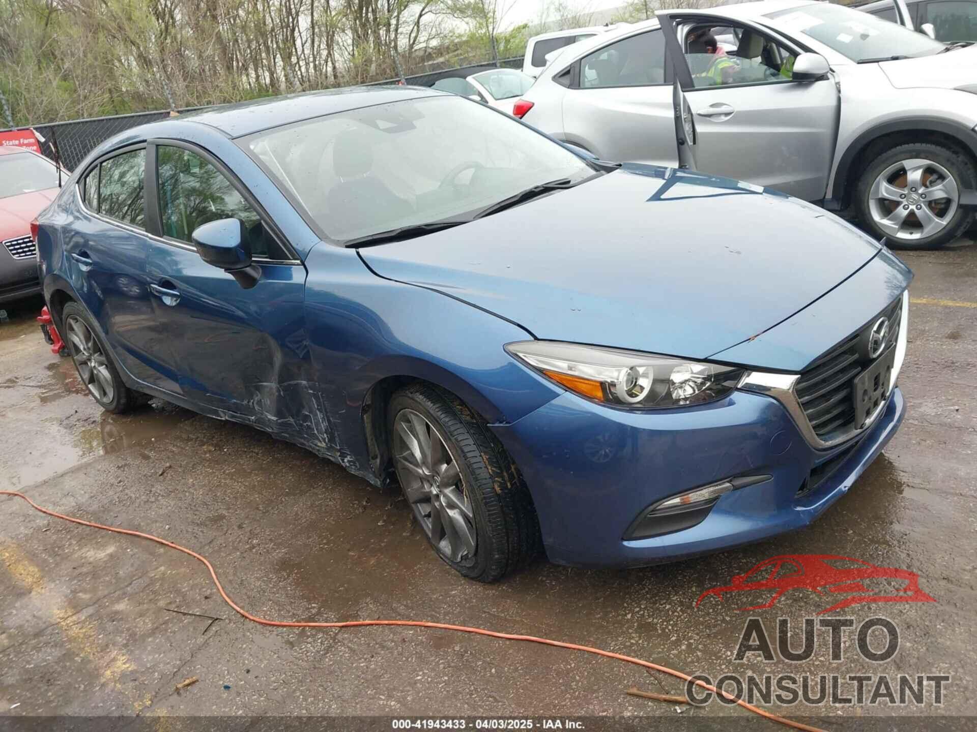MAZDA MAZDA3 2018 - 3MZBN1V35JM217641