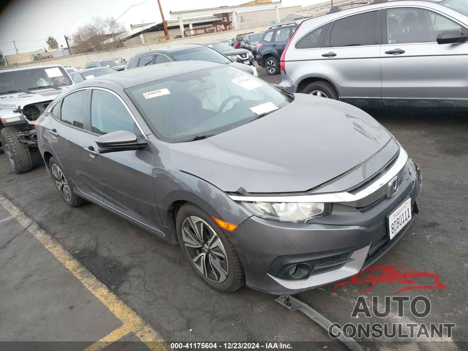 HONDA CIVIC 2018 - 19XFC1F73JE200729