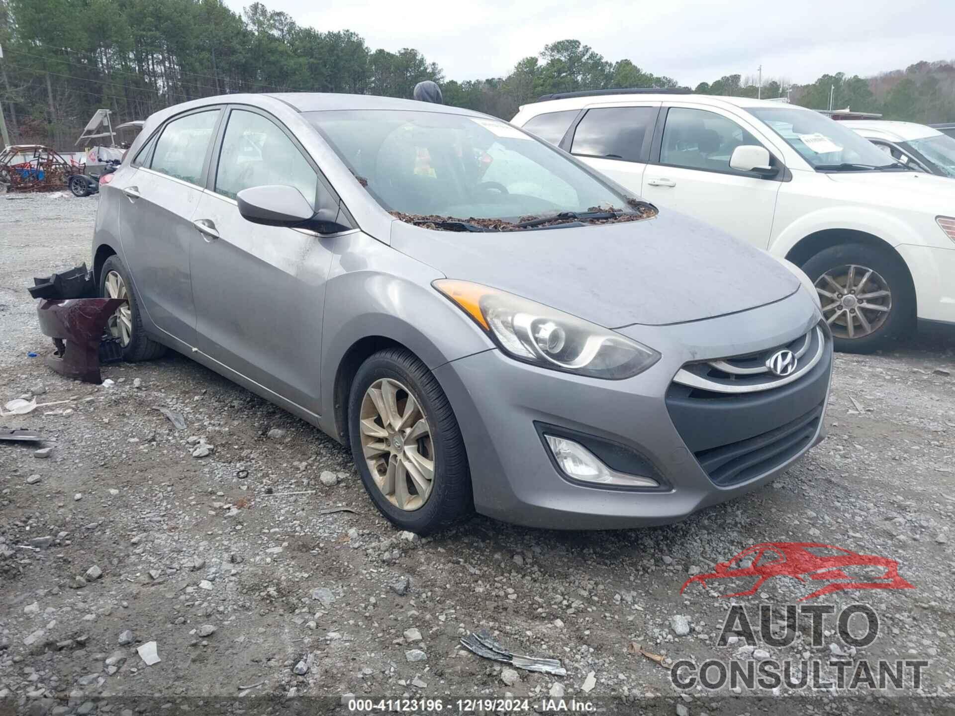 HYUNDAI ELANTRA GT 2013 - KMHD35LE2DU024159