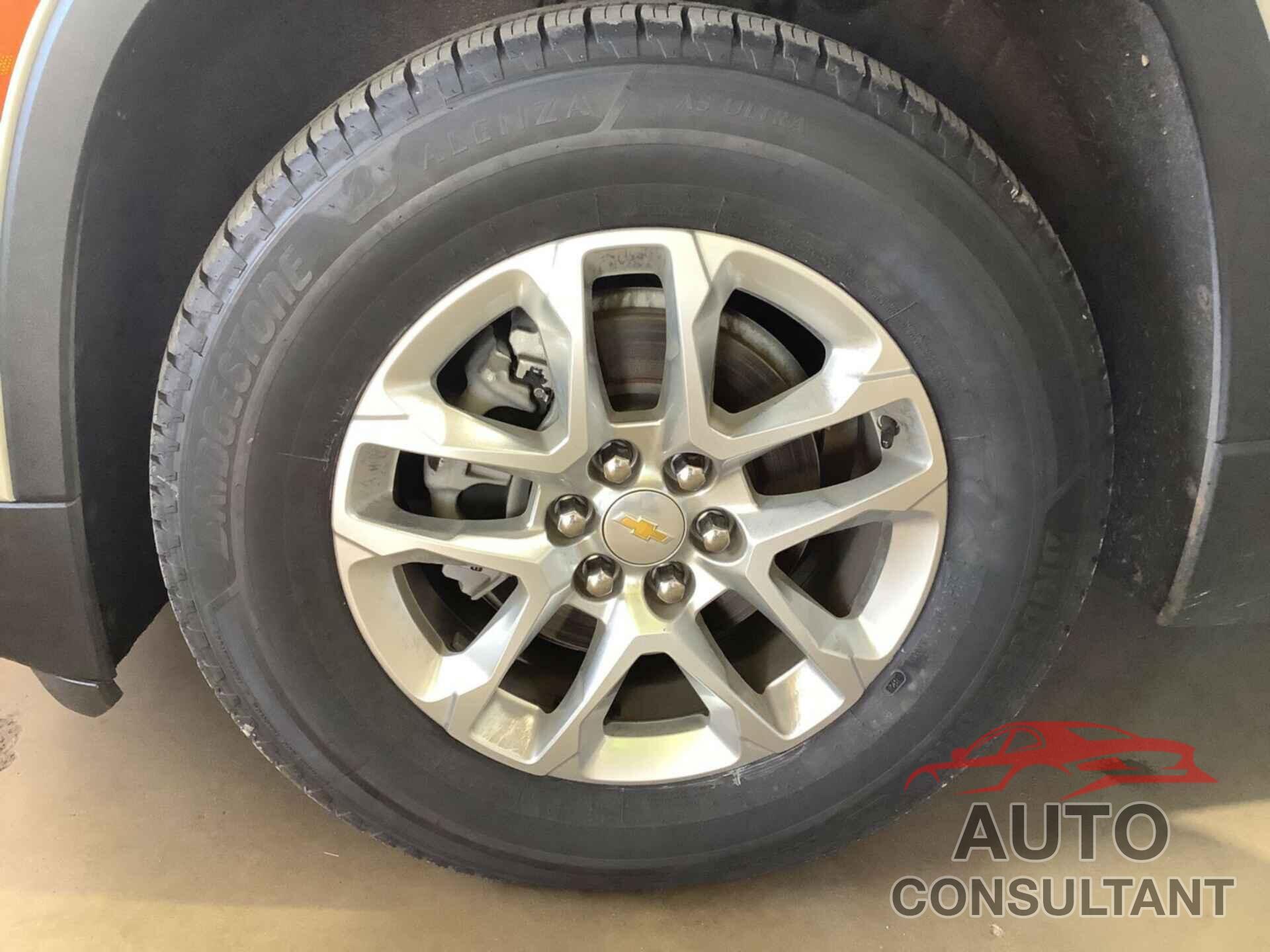 CHEVROLET TRAVERSE 2022 - 1GNEVLKW3NJ172297