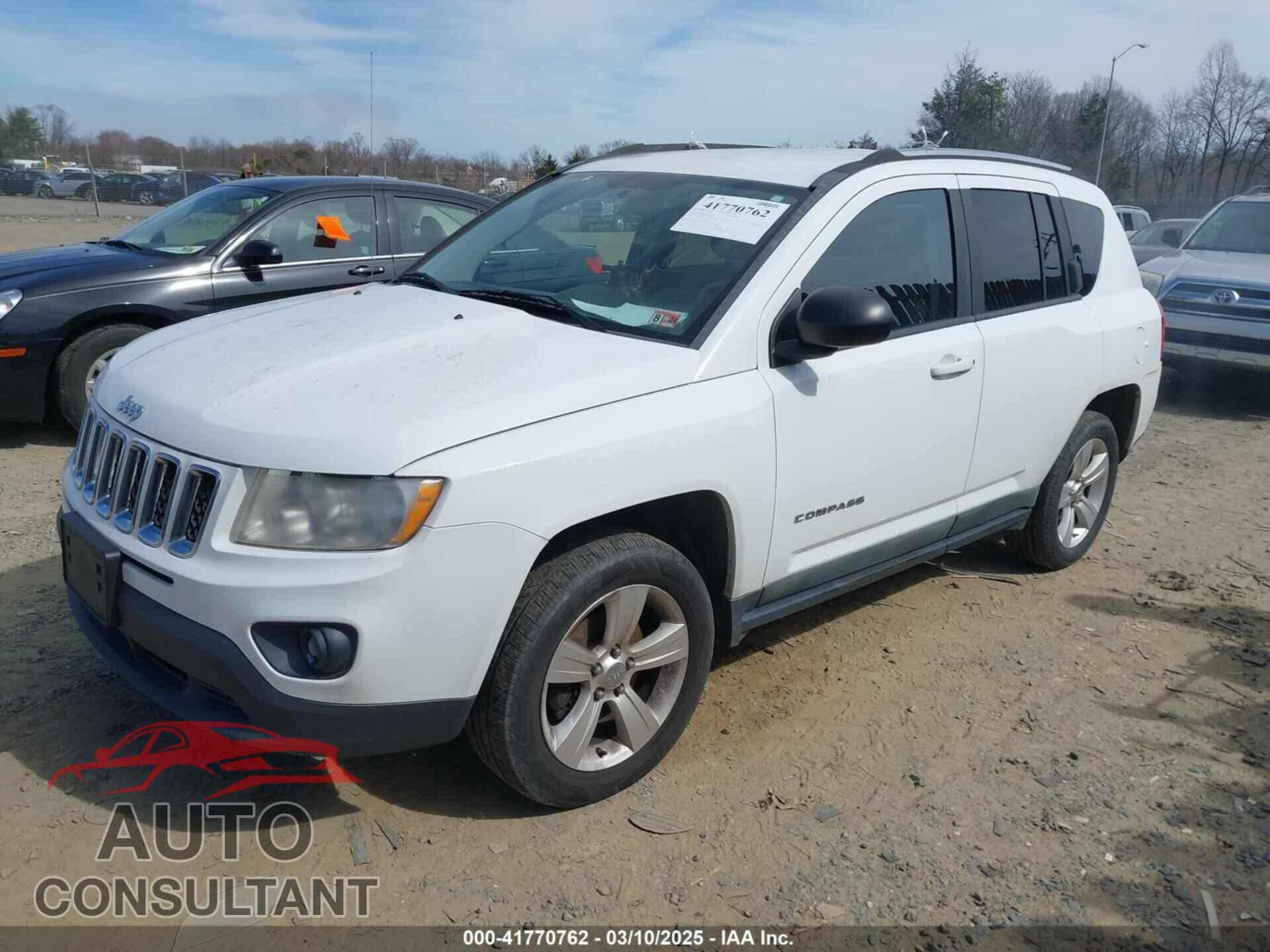 JEEP COMPASS 2011 - 1J4NF1FB2BD258223