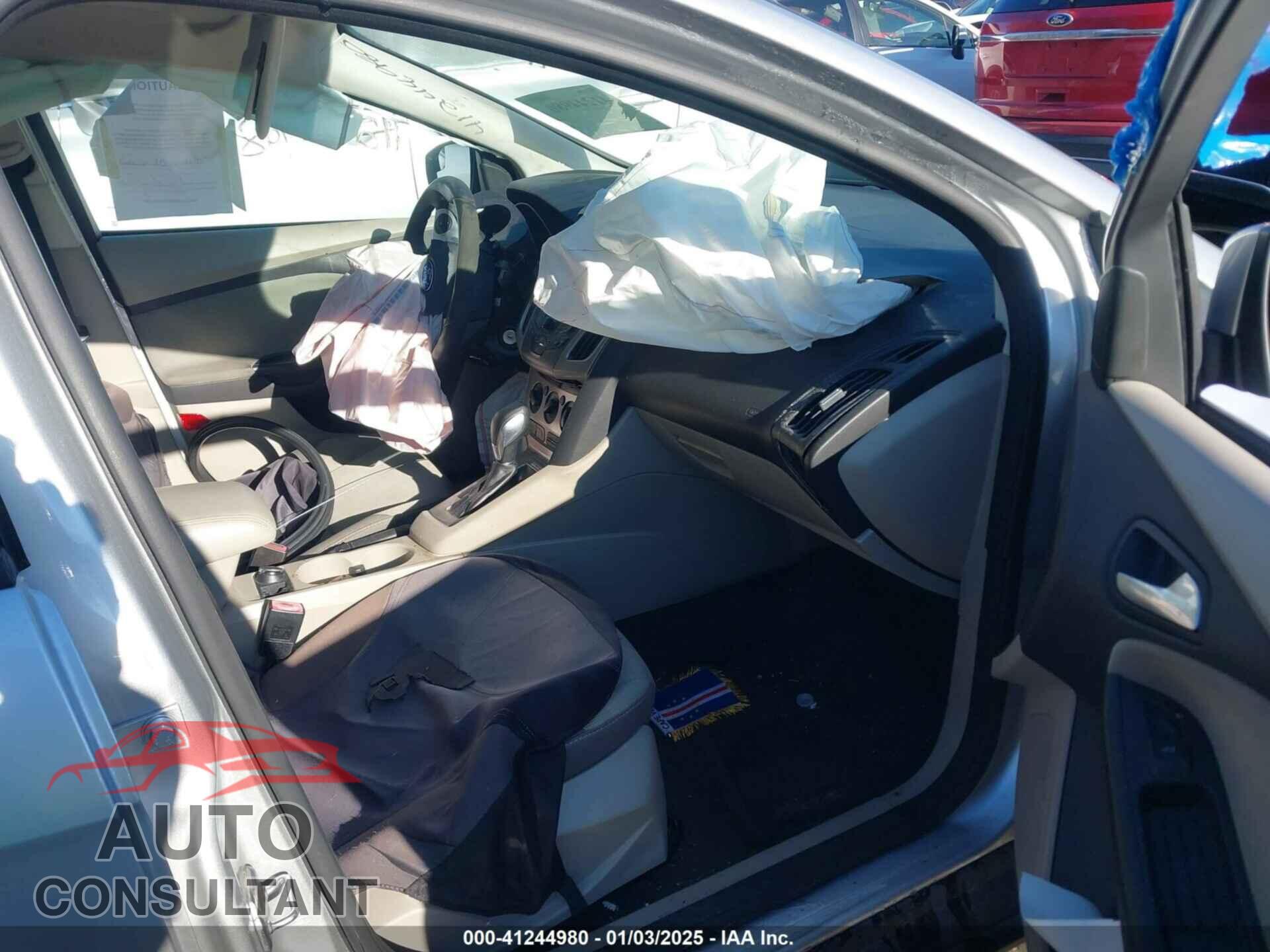 FORD FOCUS 2013 - 1FADP3F27DL253155