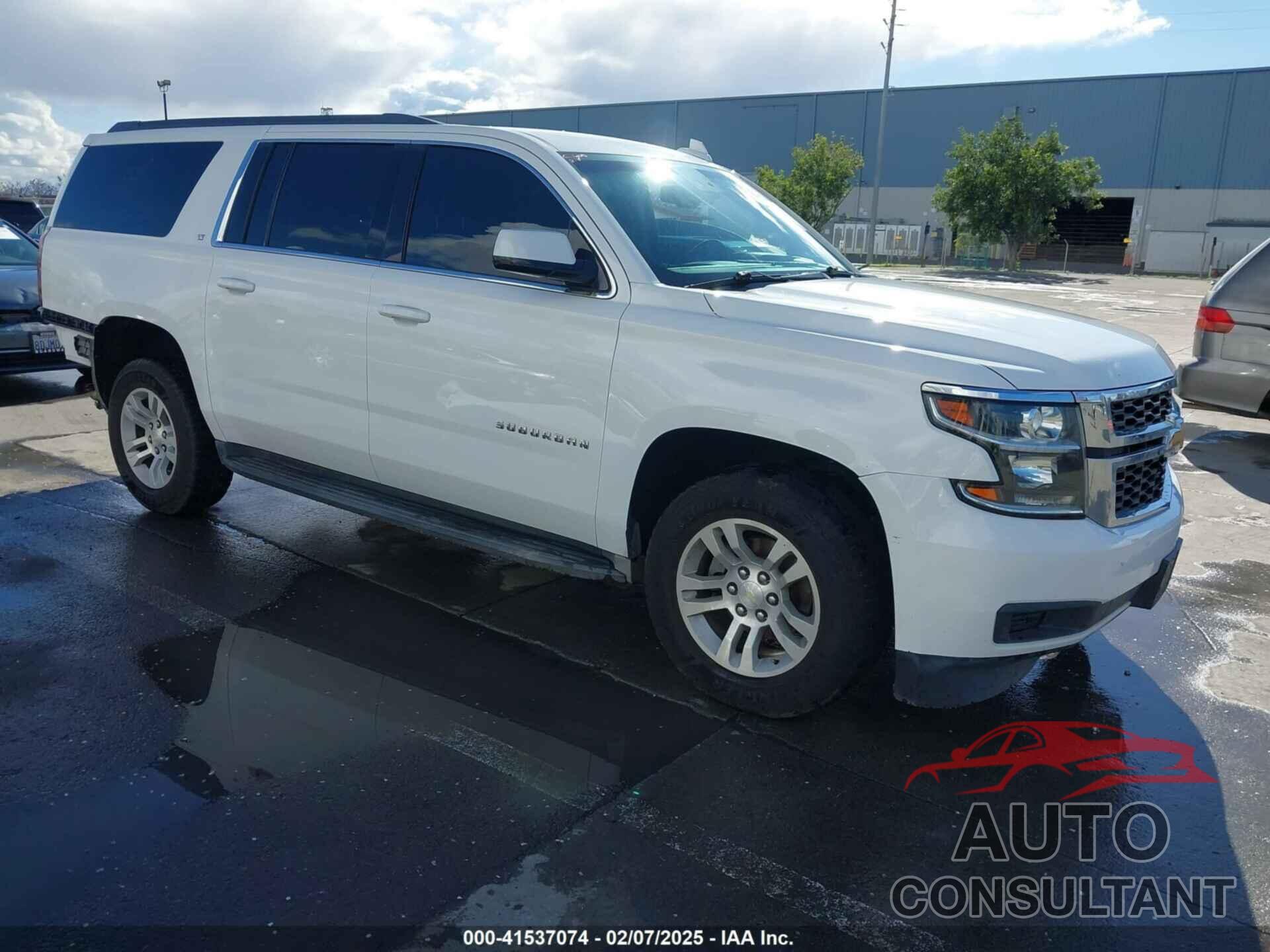 CHEVROLET SUBURBAN 2016 - 1GNSKHKC3GR248524