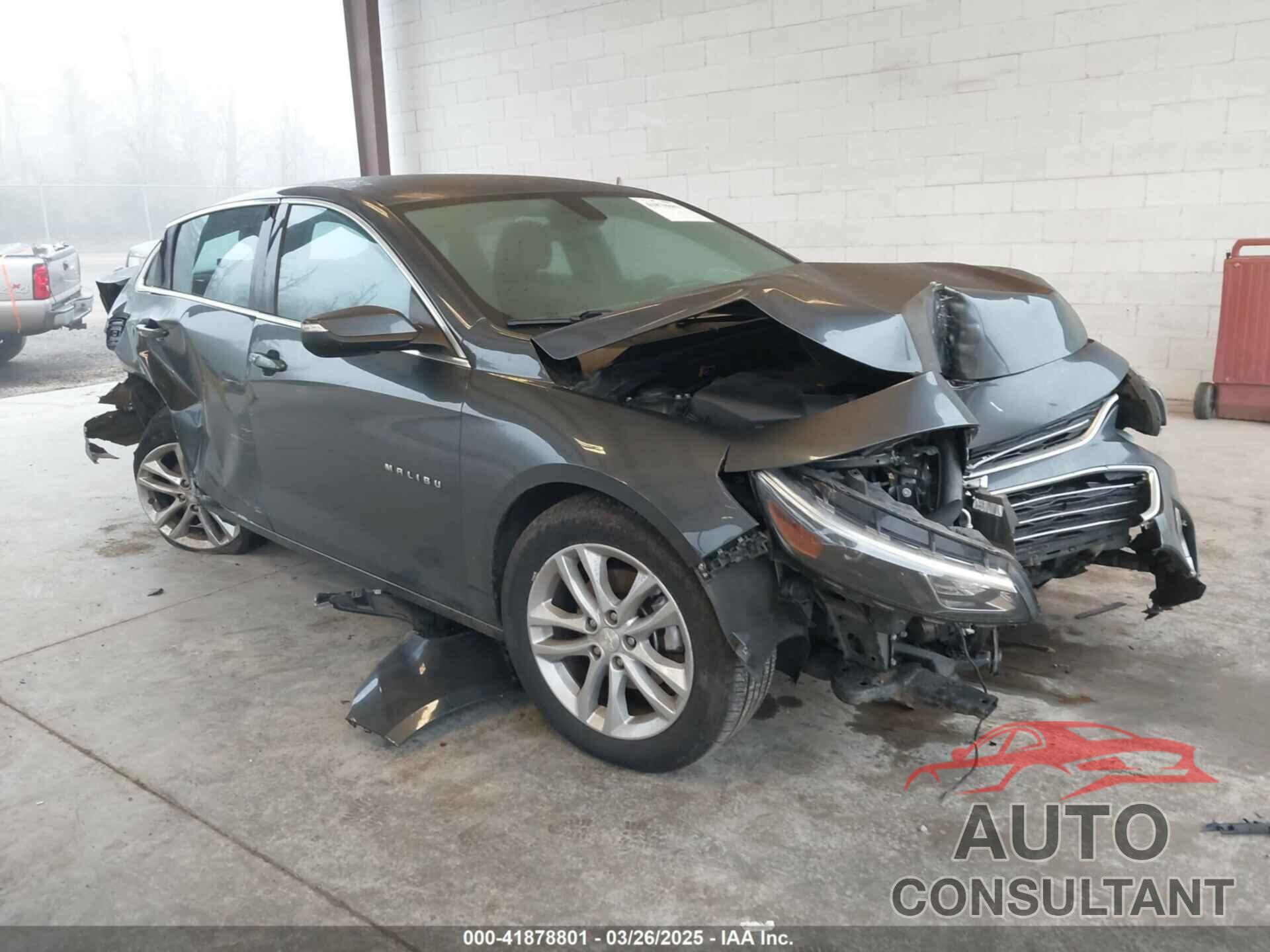 CHEVROLET MALIBU 2017 - 1G1ZE5ST7HF182598
