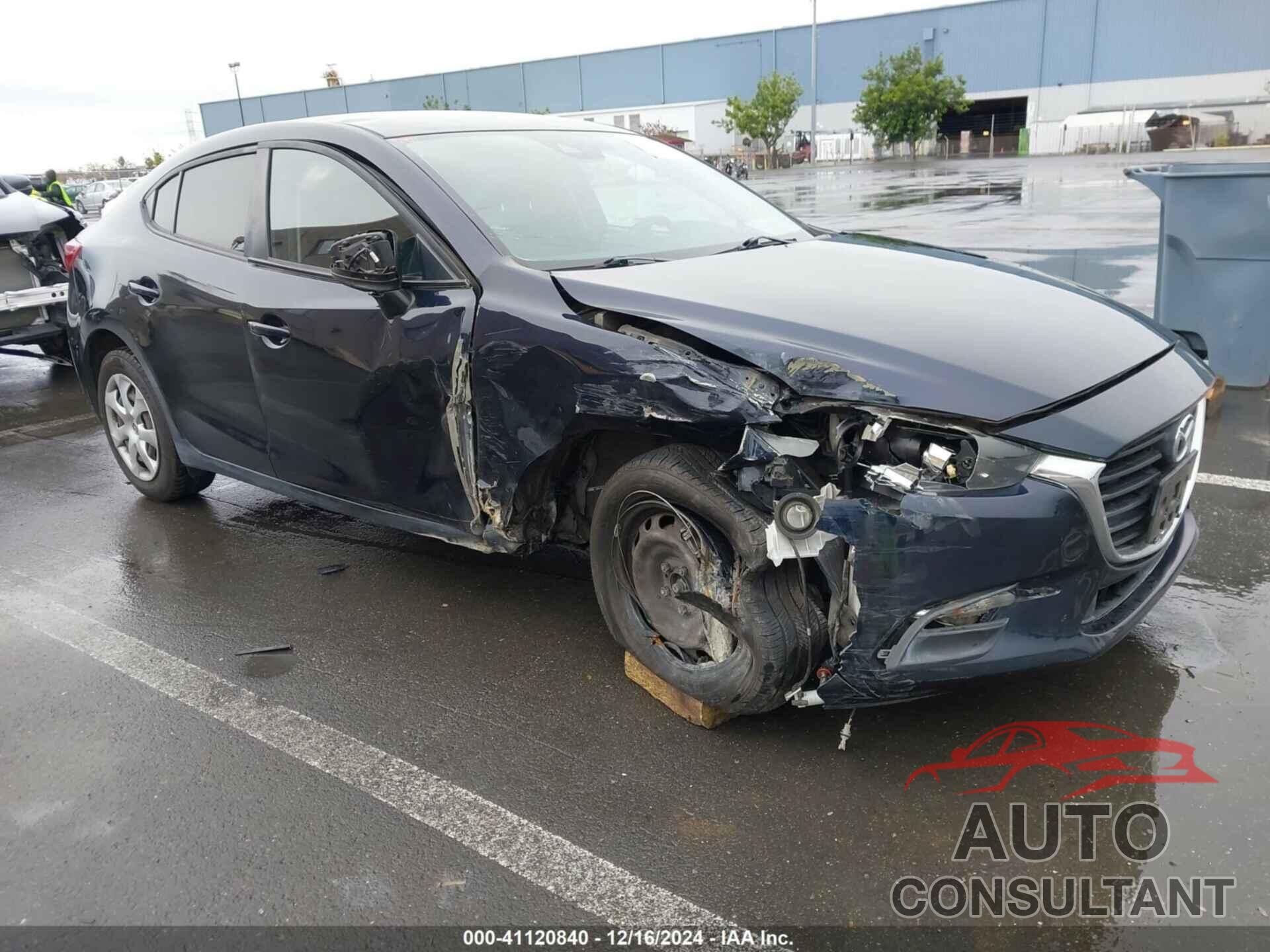 MAZDA MAZDA3 2018 - 3MZBN1U70JM237851