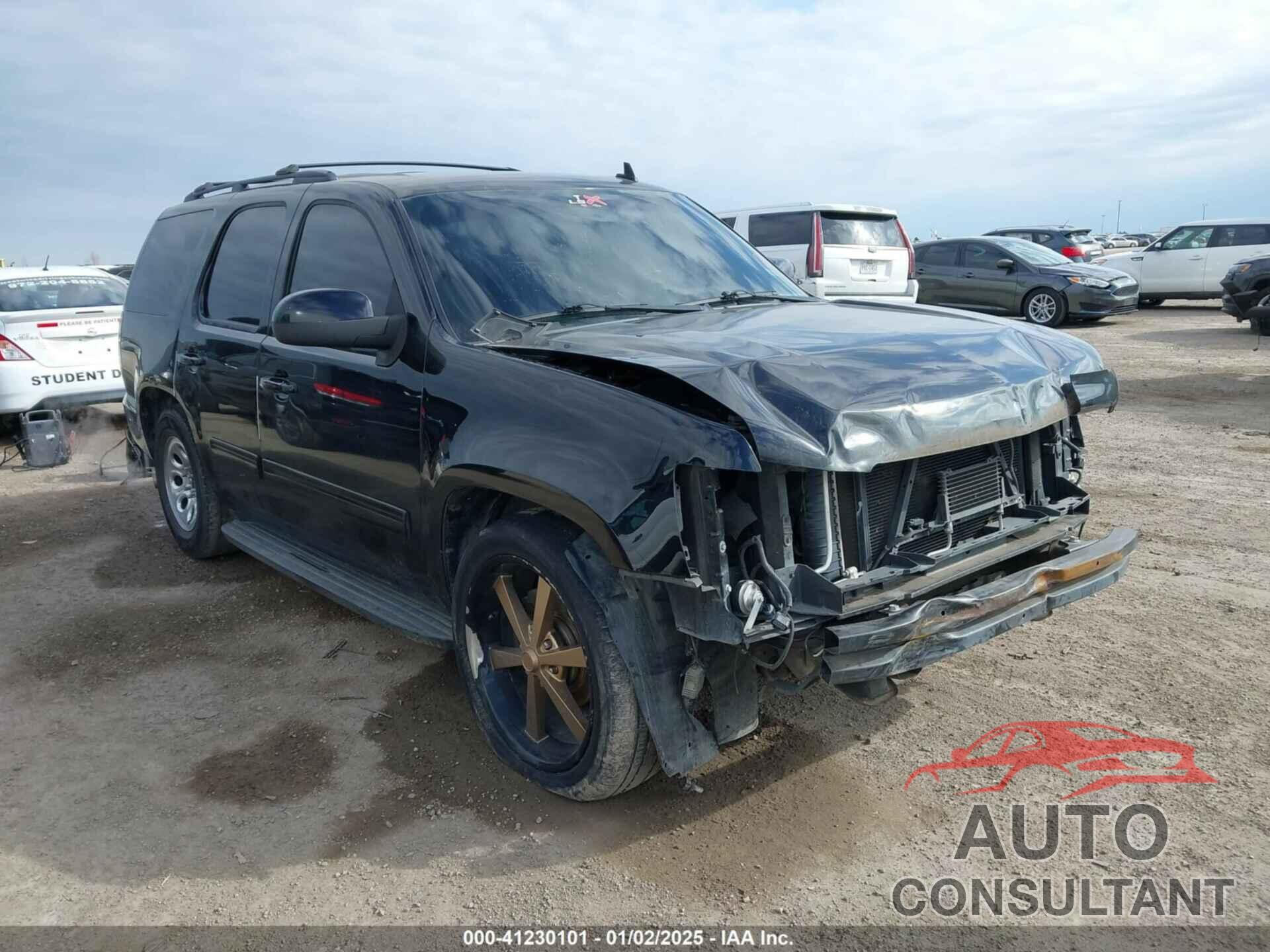 CHEVROLET TAHOE 2011 - 1GNSCAE02BR379233