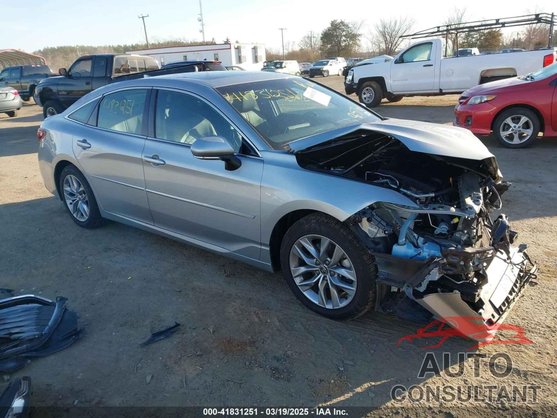 TOYOTA AVALON 2022 - 4T1AZ1FBXNU085305