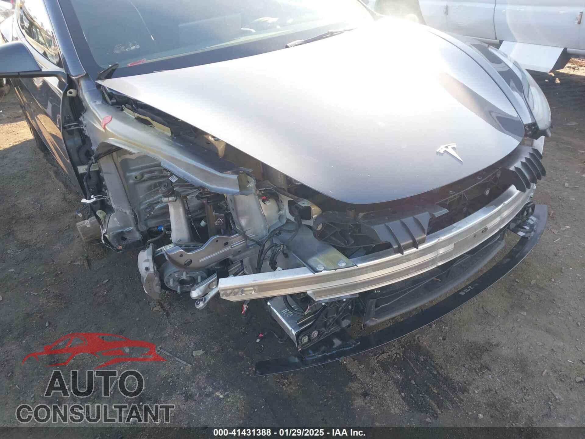 TESLA MODEL 3 2023 - 5YJ3E1EA2PF707618