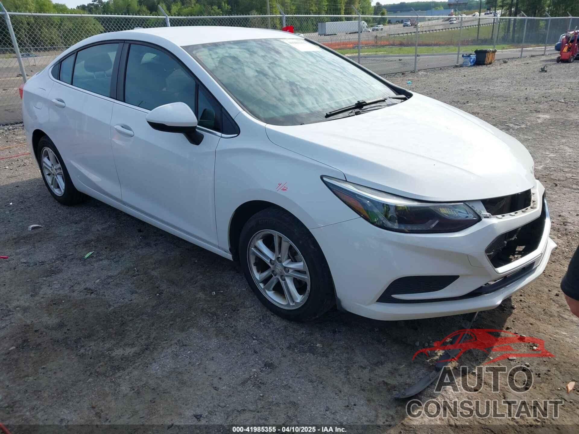 CHEVROLET CRUZE 2017 - 1G1BE5SM5H7249915