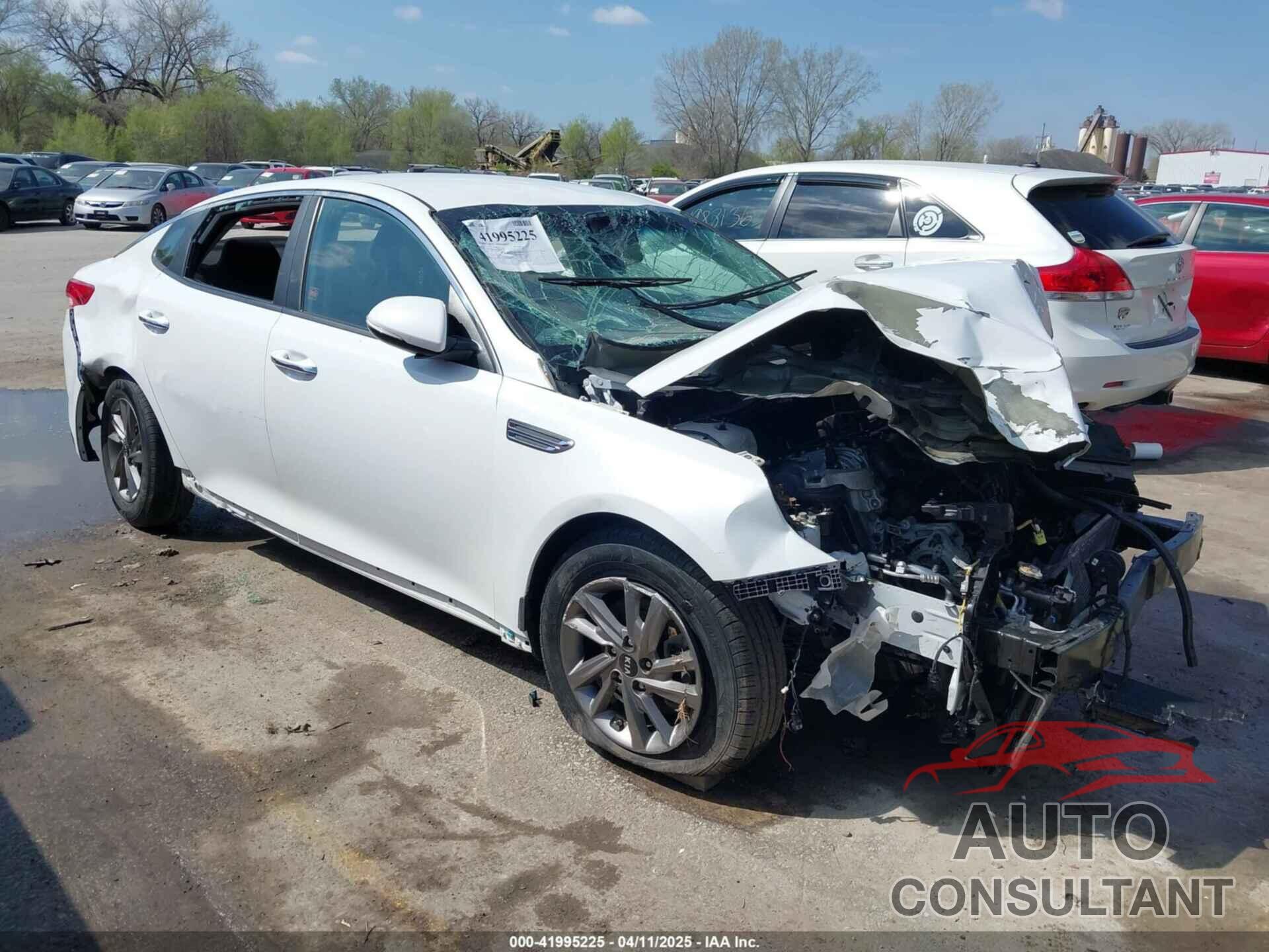 KIA OPTIMA 2019 - 5XXGT4L38KG344387