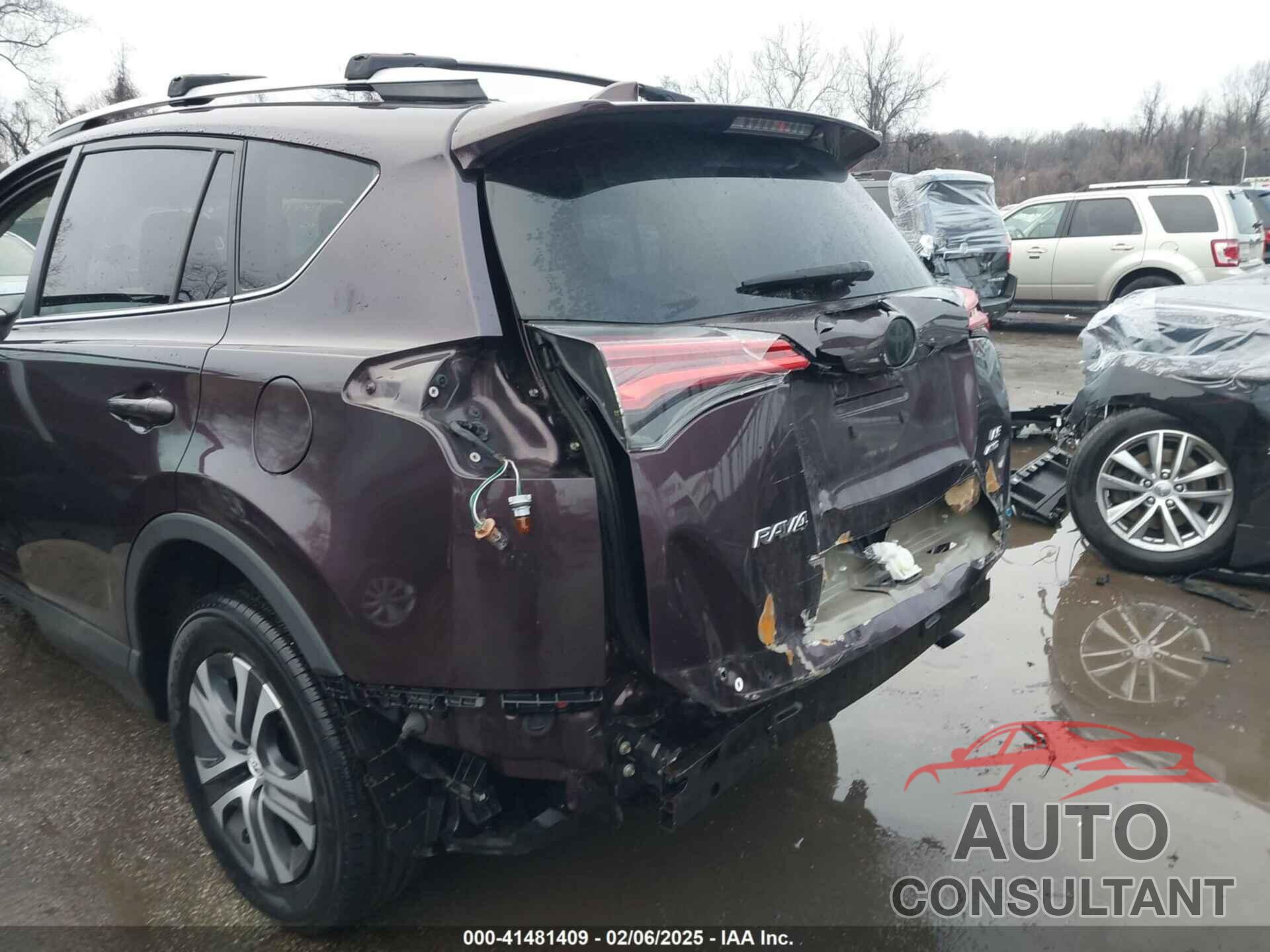 TOYOTA RAV4 2016 - 2T3BFREV8GW462344