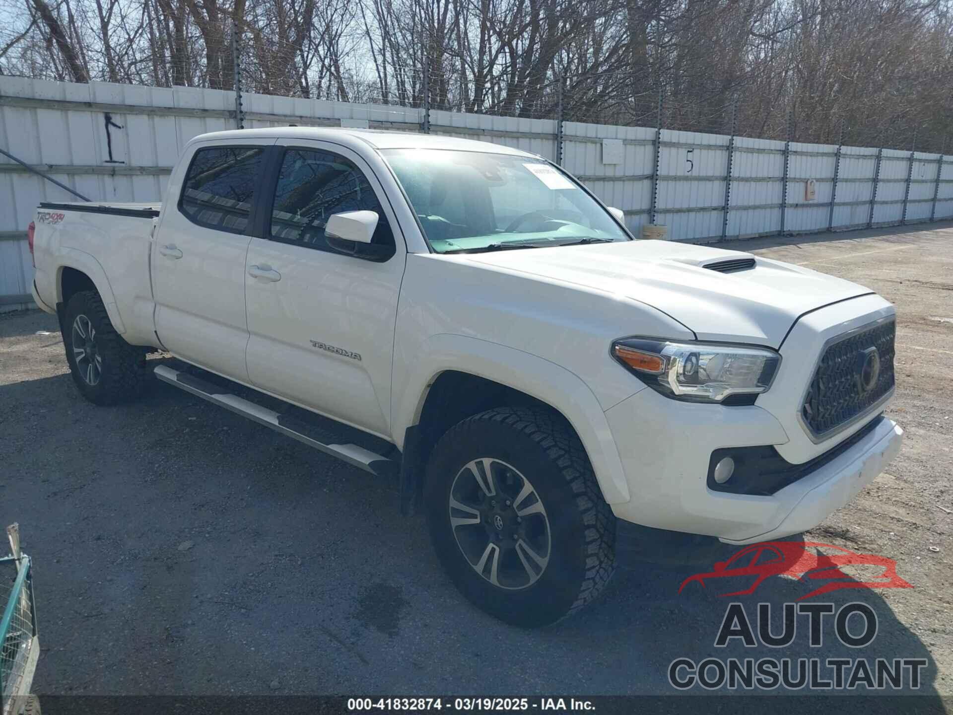 TOYOTA TACOMA 2018 - 5TFDZ5BN7JX035706