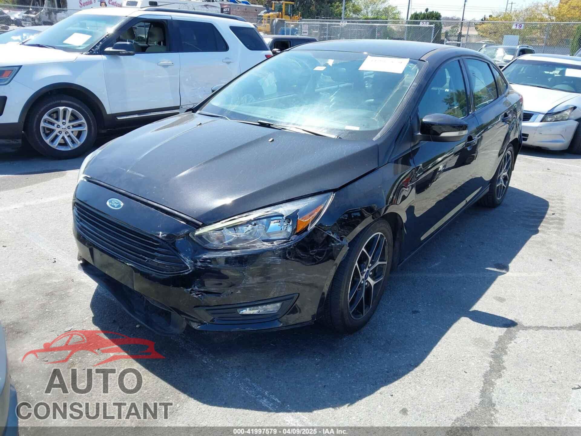 FORD FOCUS 2017 - 1FADP3FE7HL289993