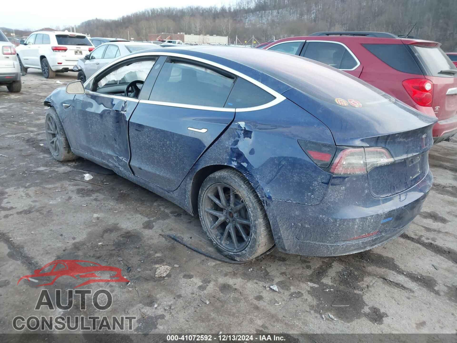 TESLA MODEL 3 2018 - 5YJ3E1EA5JF027056