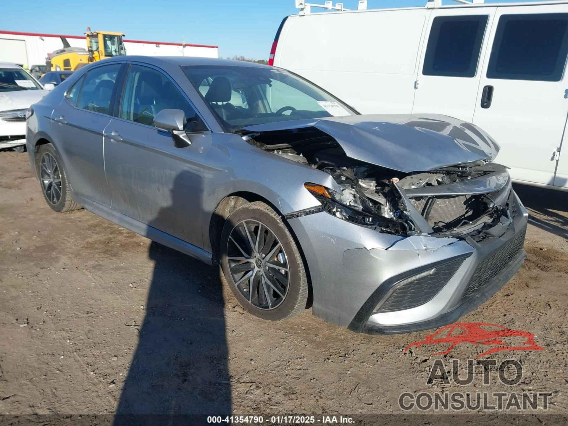 TOYOTA CAMRY 2024 - 4T1G11AK9RU891120