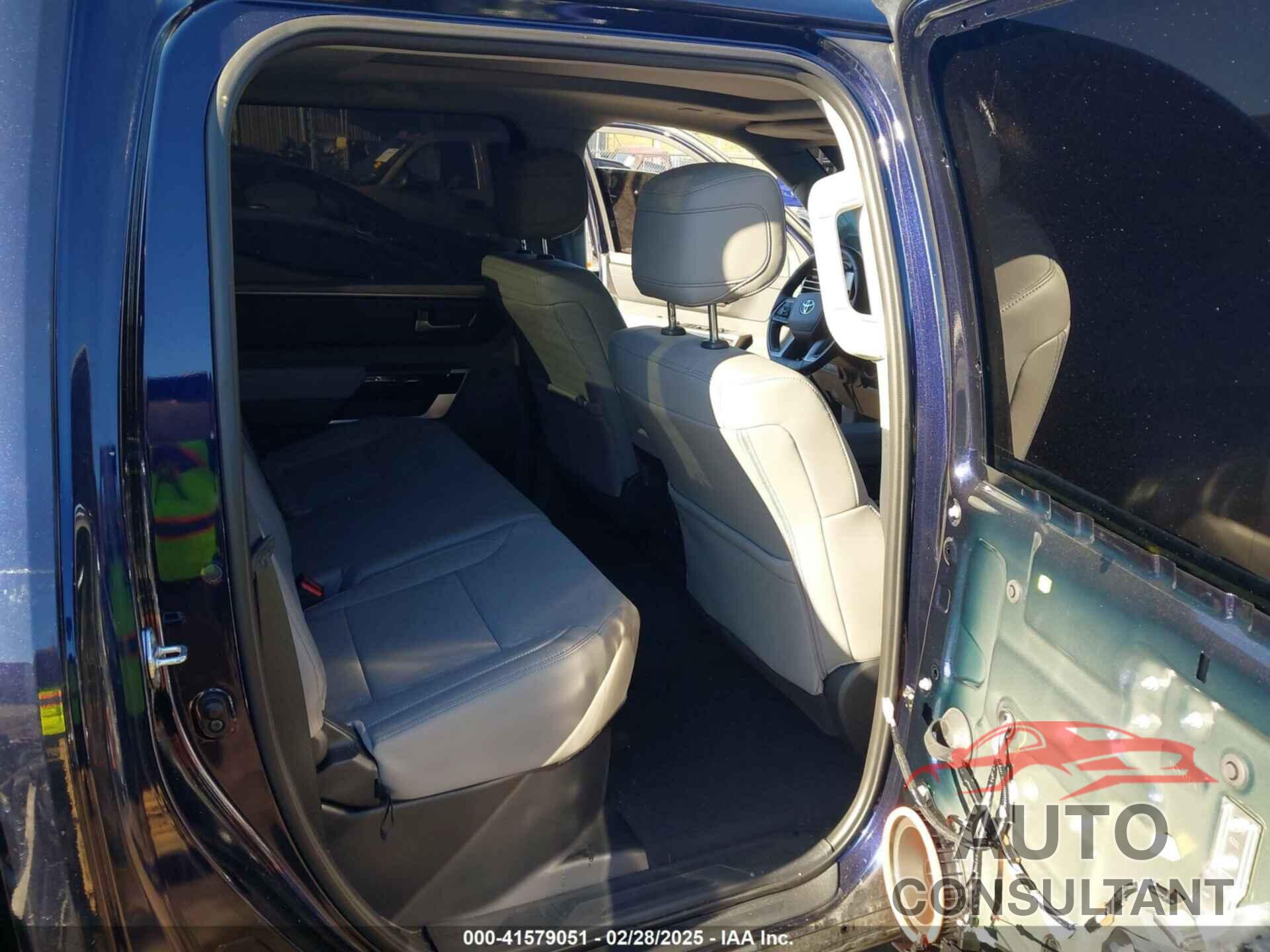 TOYOTA TUNDRA 2023 - 5TFJA5DB1PX129019