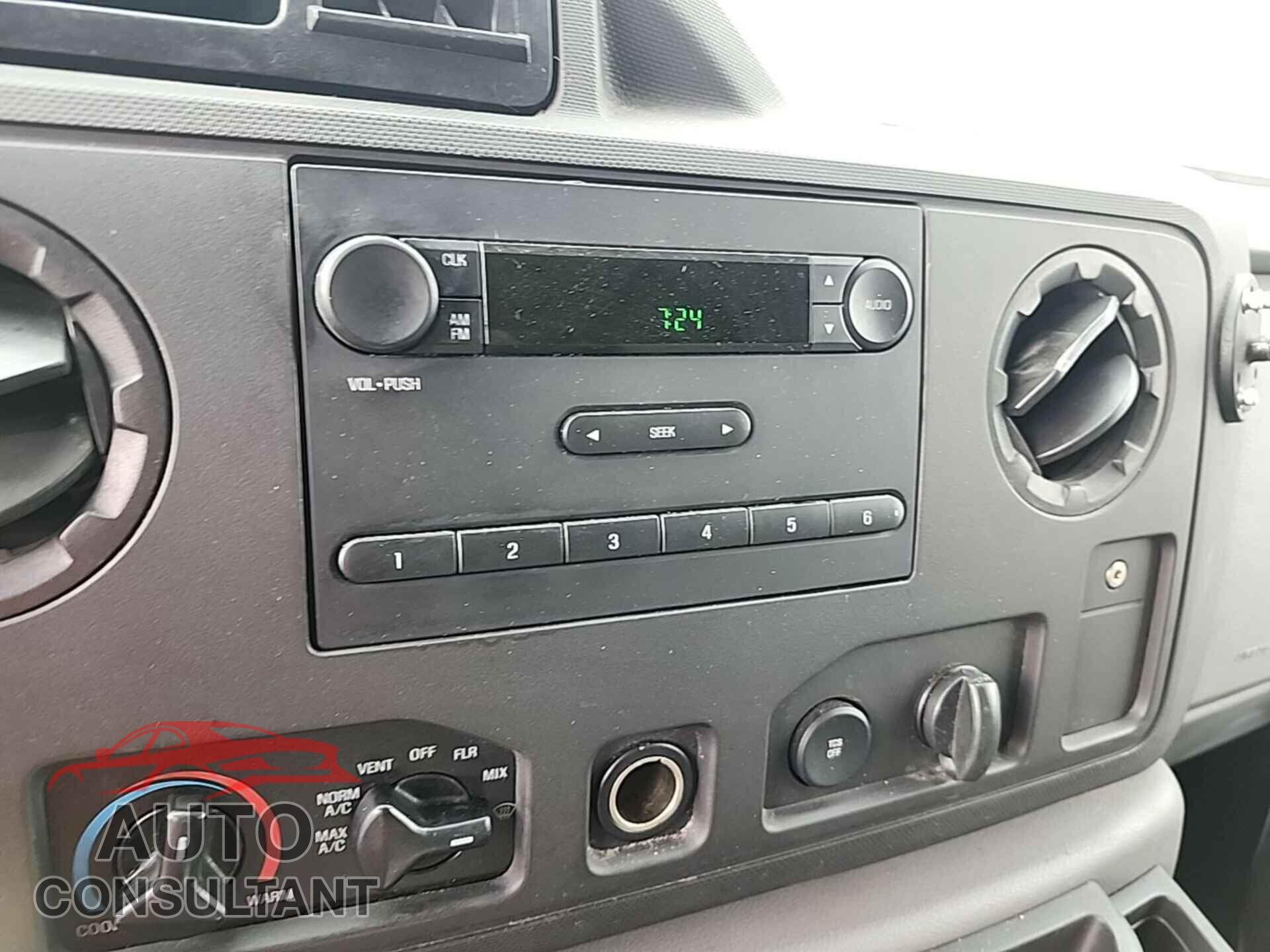 FORD E-150 2014 - 1FTNE1EL7EDA44772