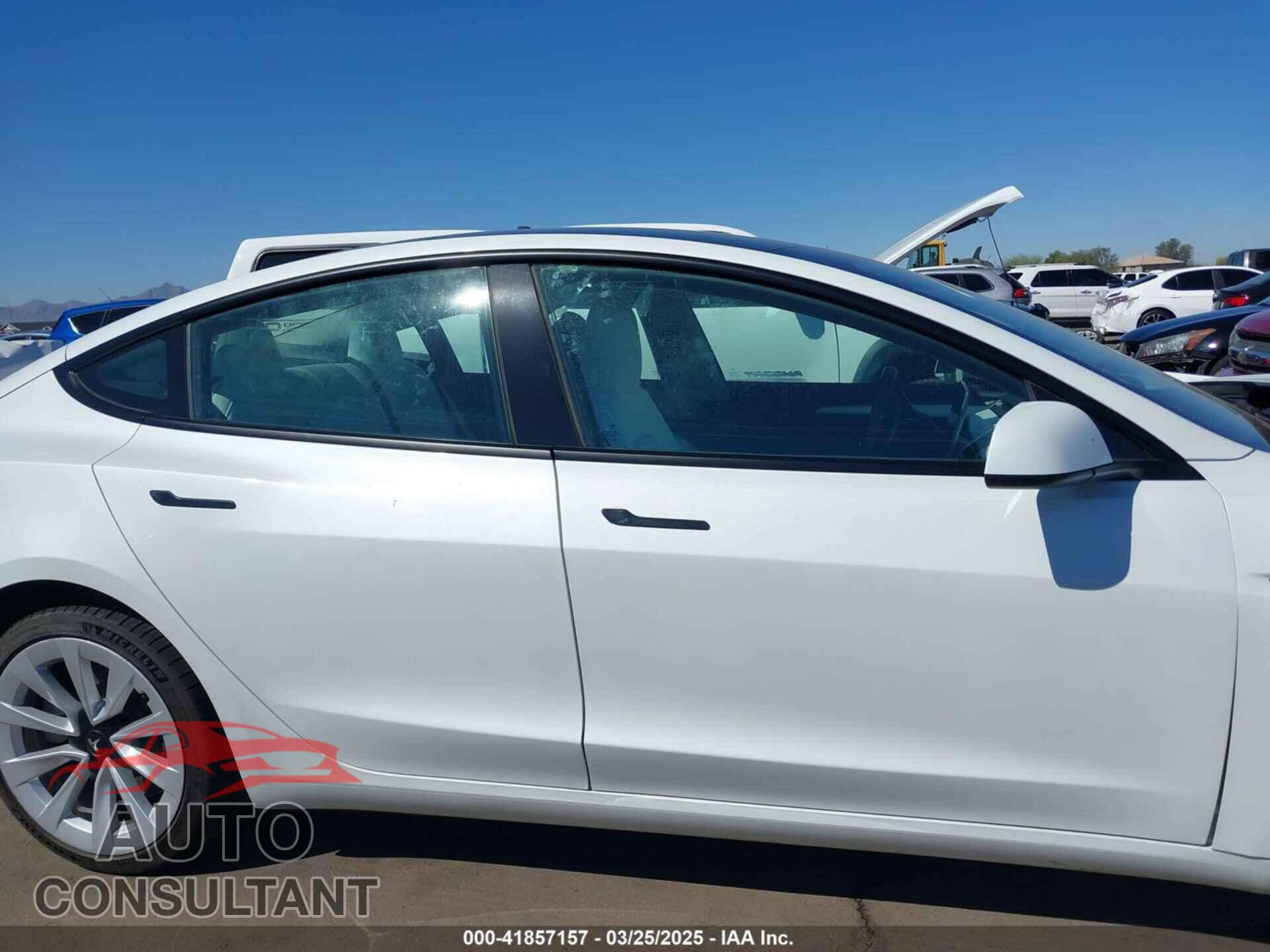 TESLA MODEL 3 2022 - 5YJ3E1EA3NF357638