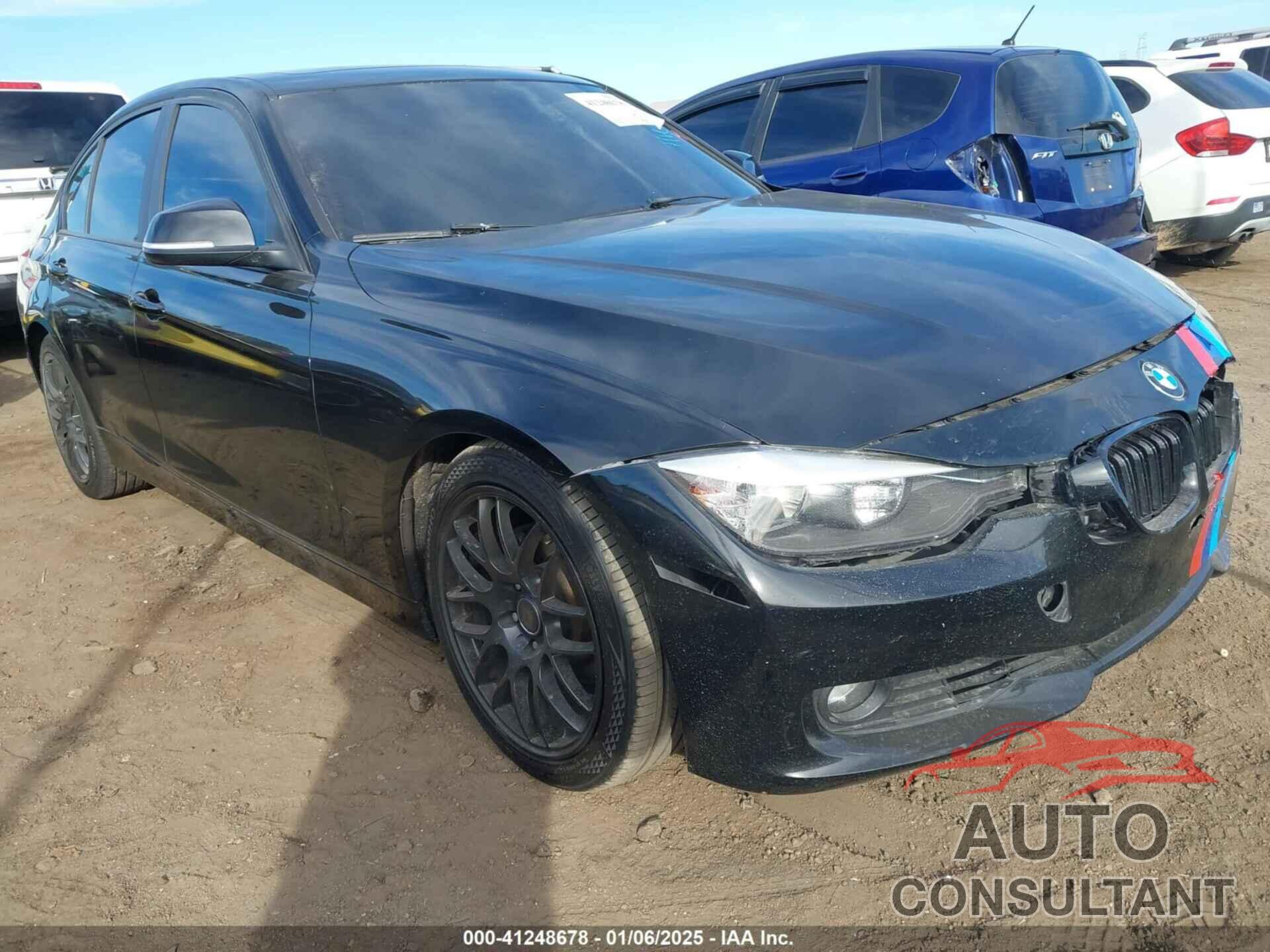 BMW 328I 2013 - WBA3C1G51DNR44004