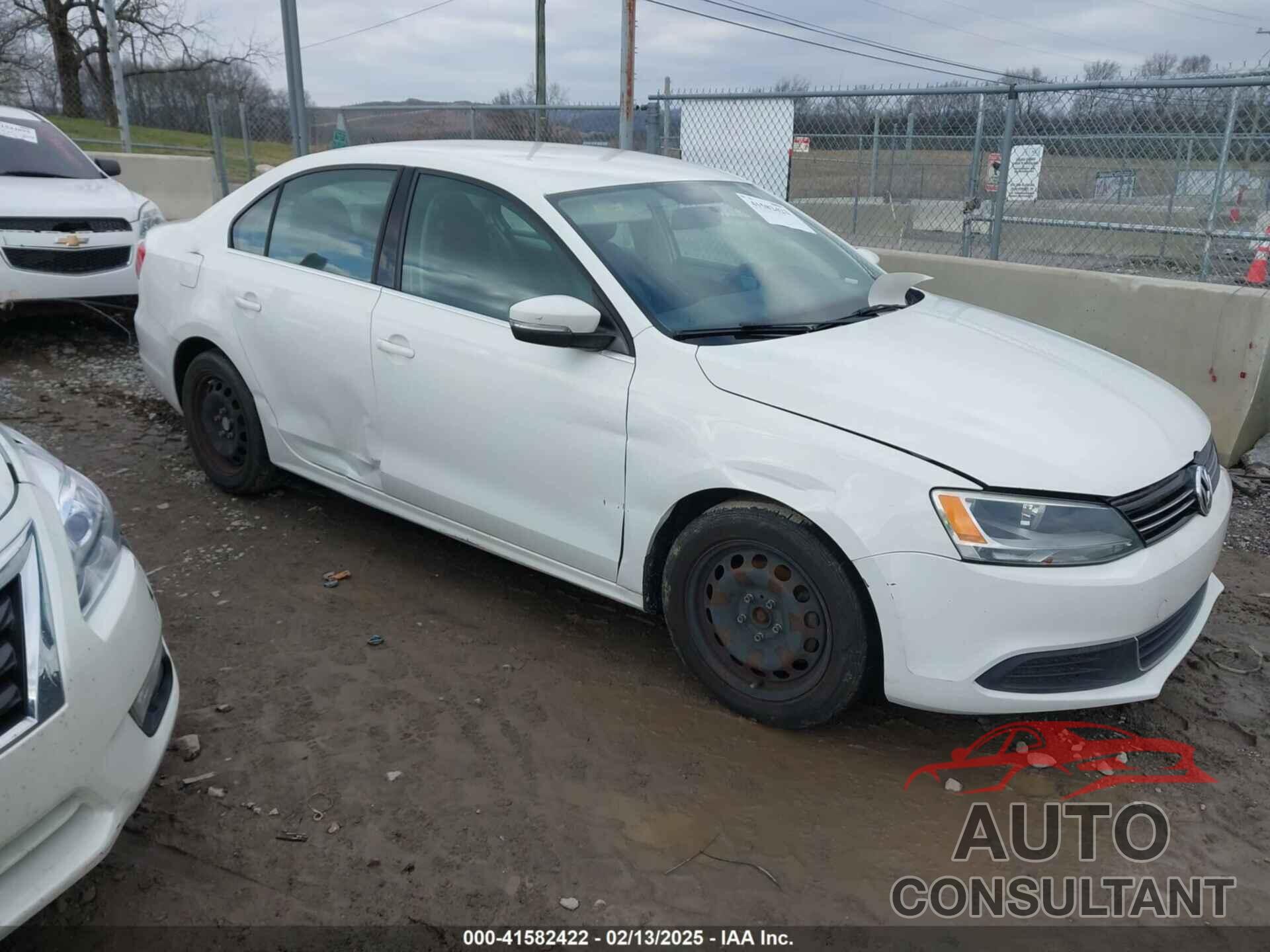 VOLKSWAGEN JETTA 2013 - 3VWDX7AJ2DM221872